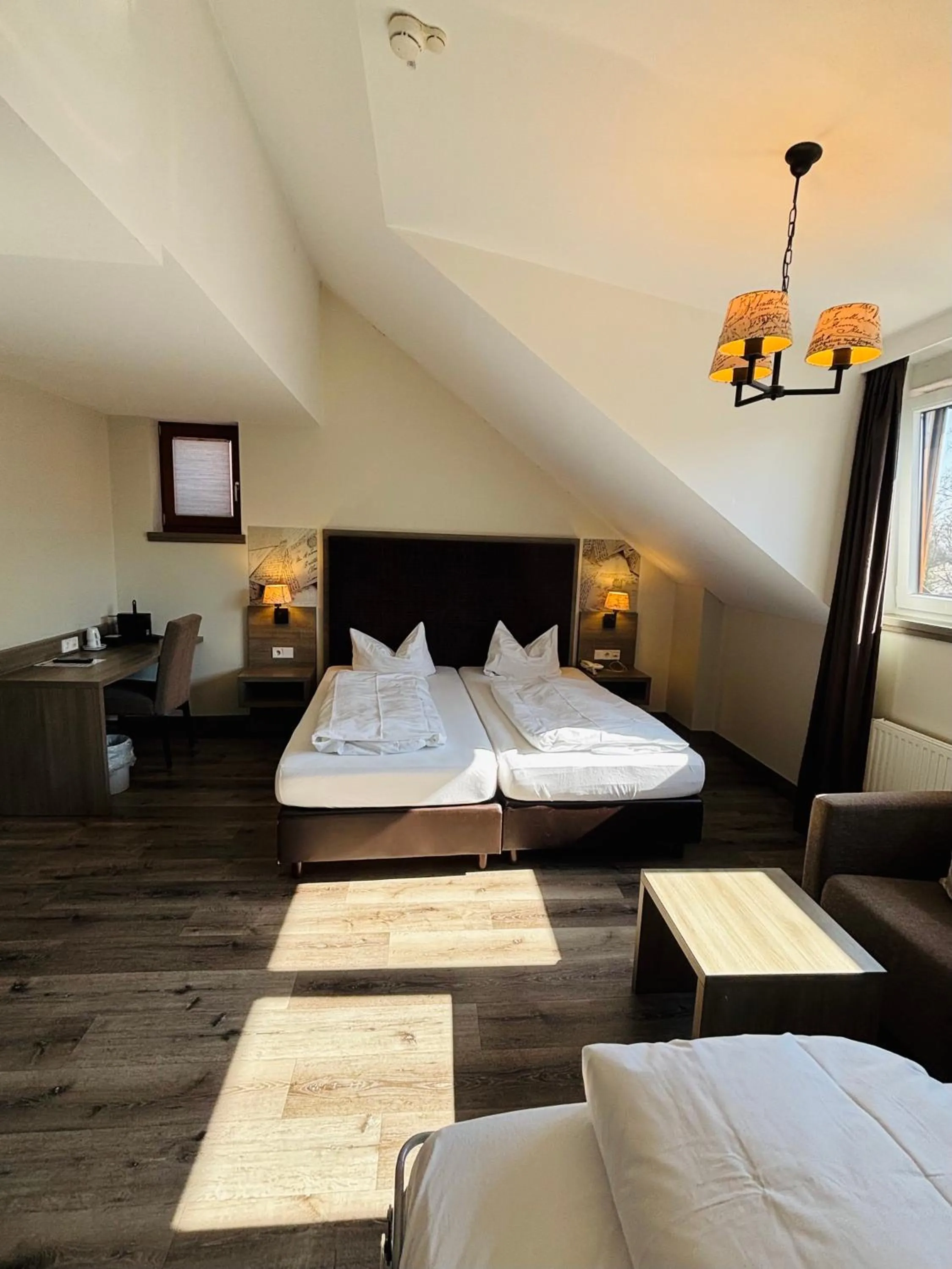 Bed in Posthotel Walhalla Regensburg Ost