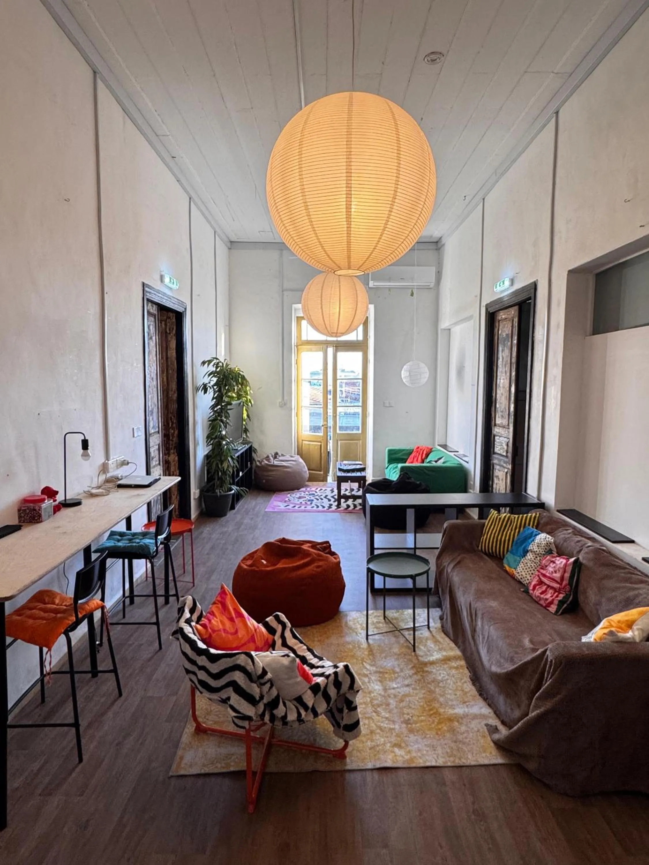 Bee Hostel