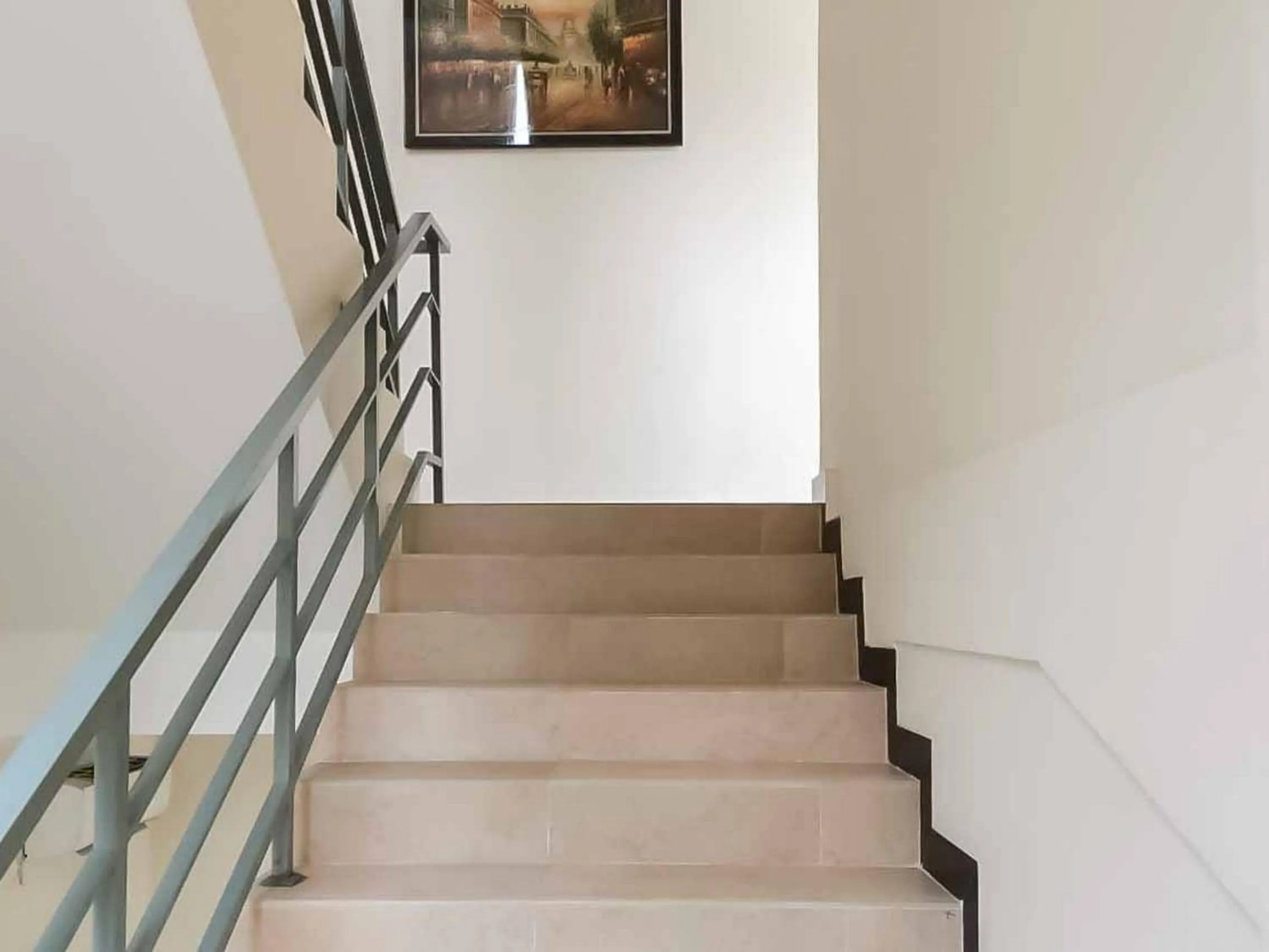 Facade/entrance in Wisma Talenta Mitra RedDoorz