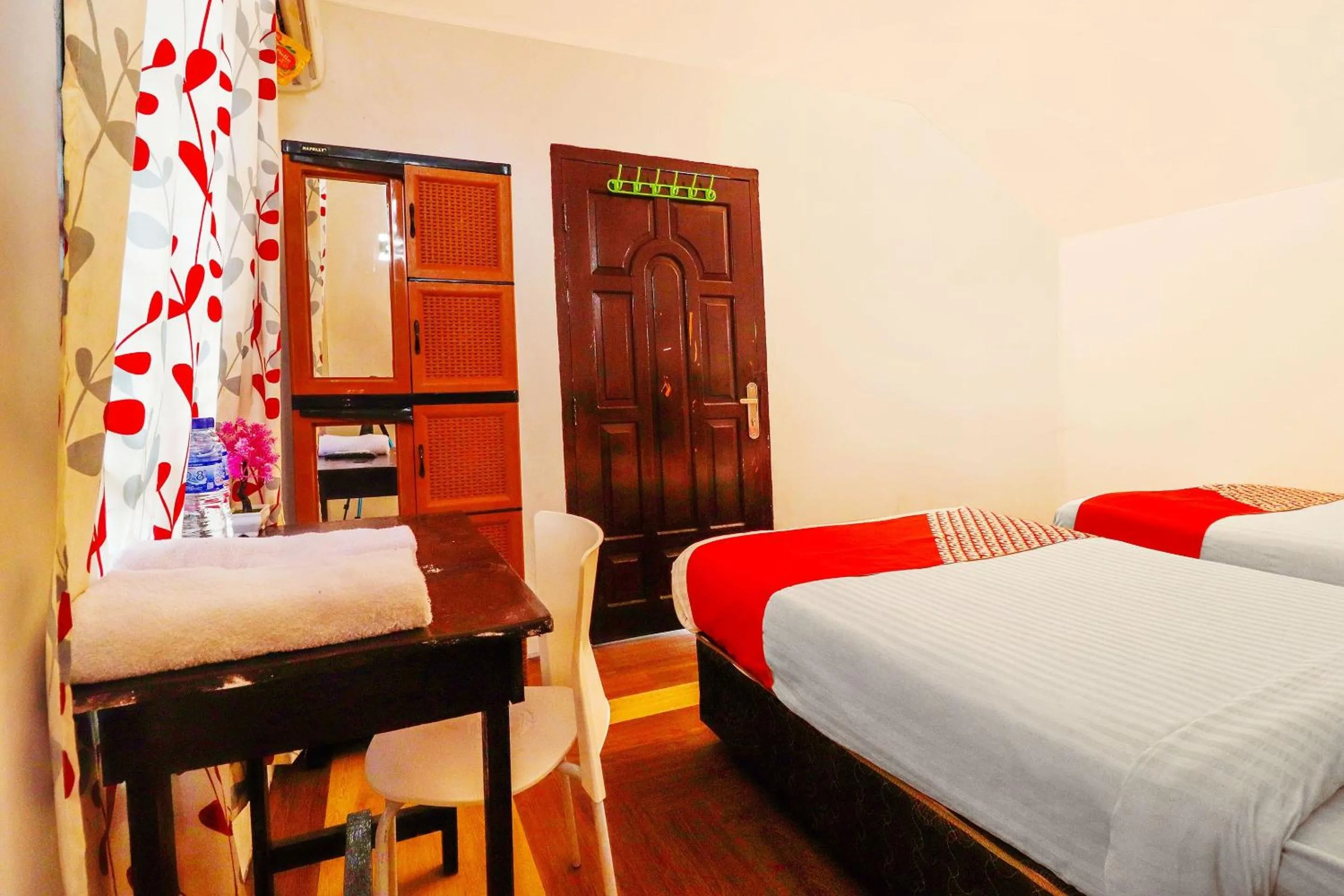 Bedroom in OYO 91607 Steze Guest House Syariah