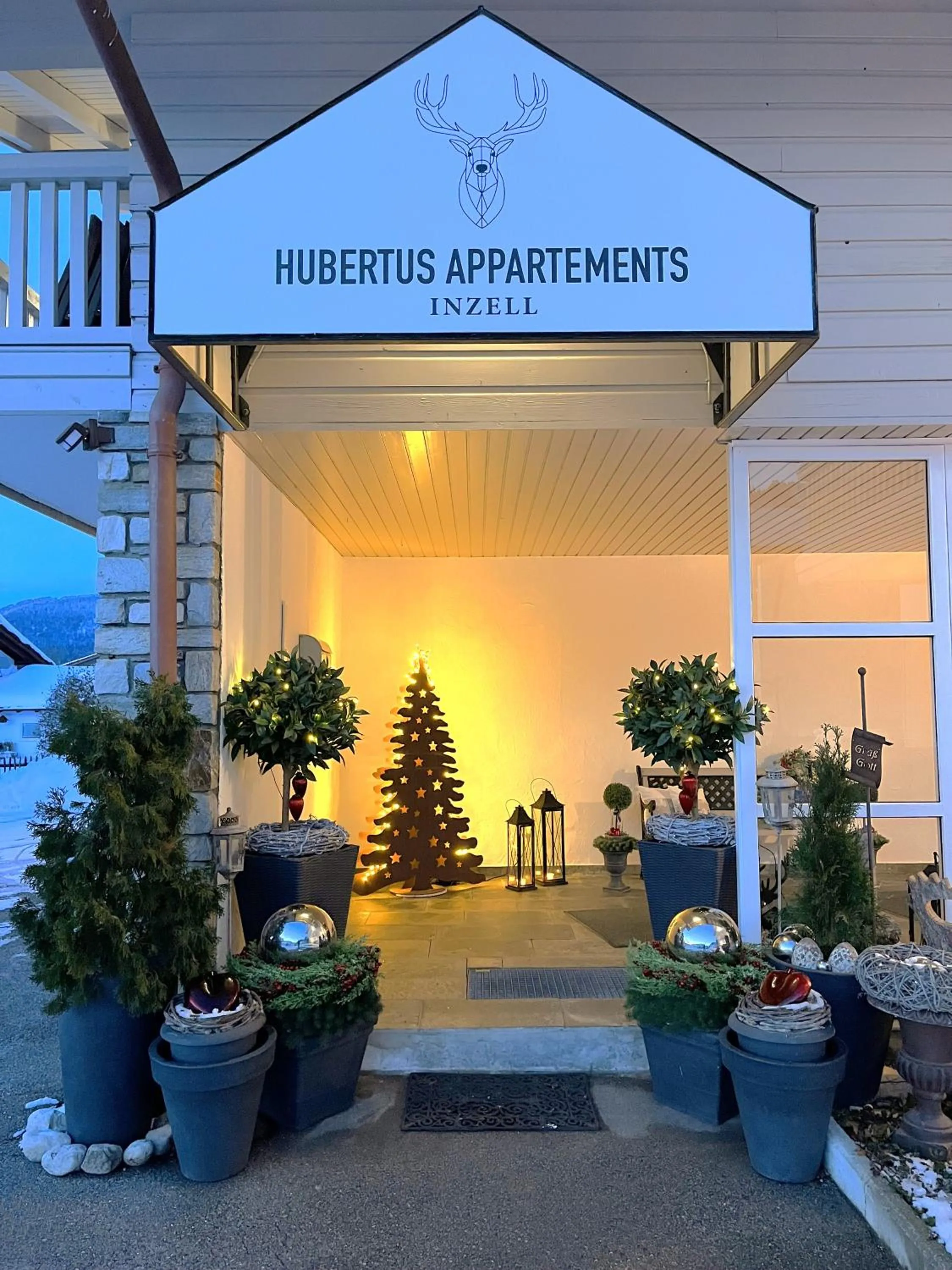 Facade/entrance in Hubertus Appartements Inzell