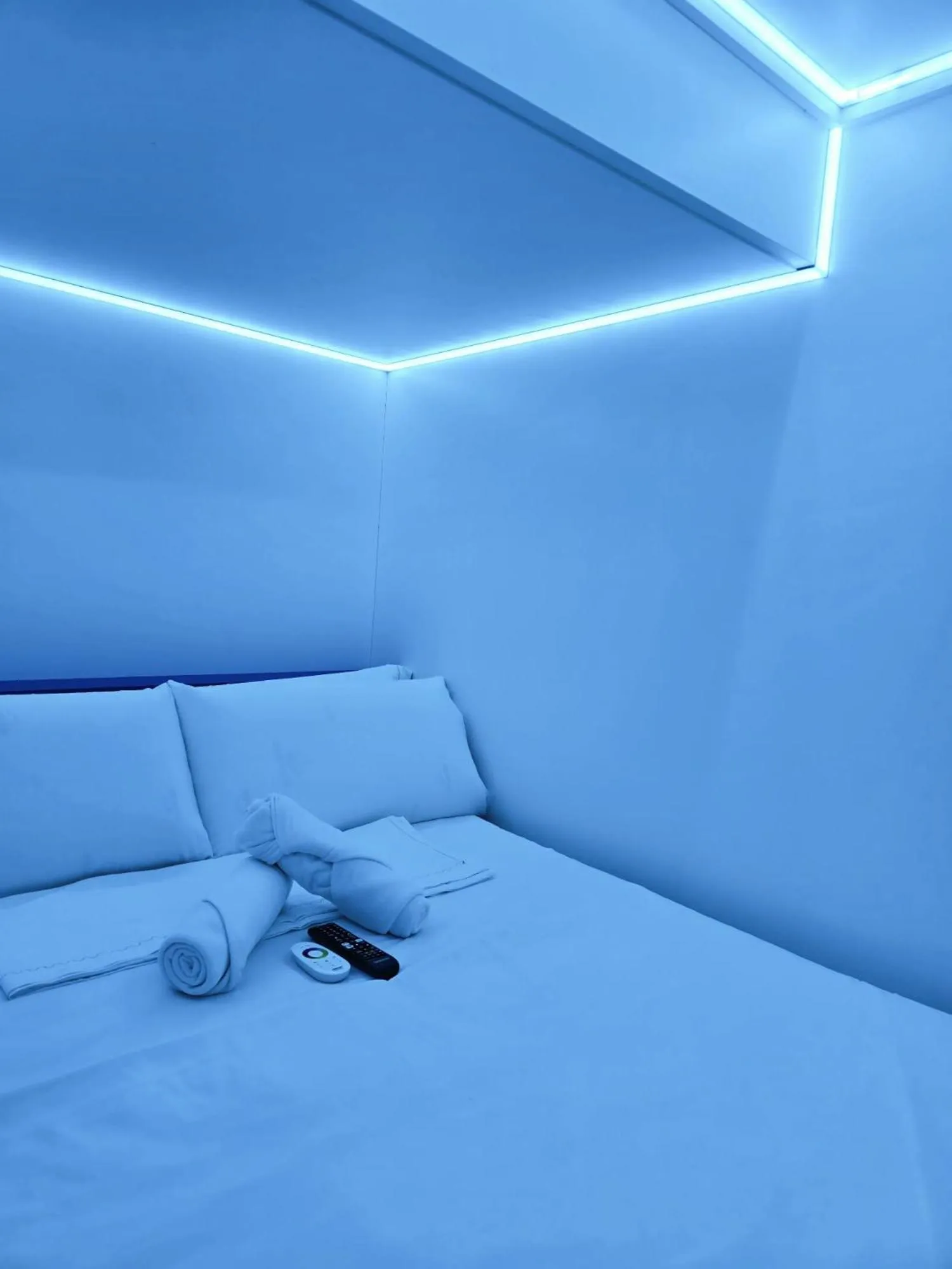 Bed in Modular Rooms