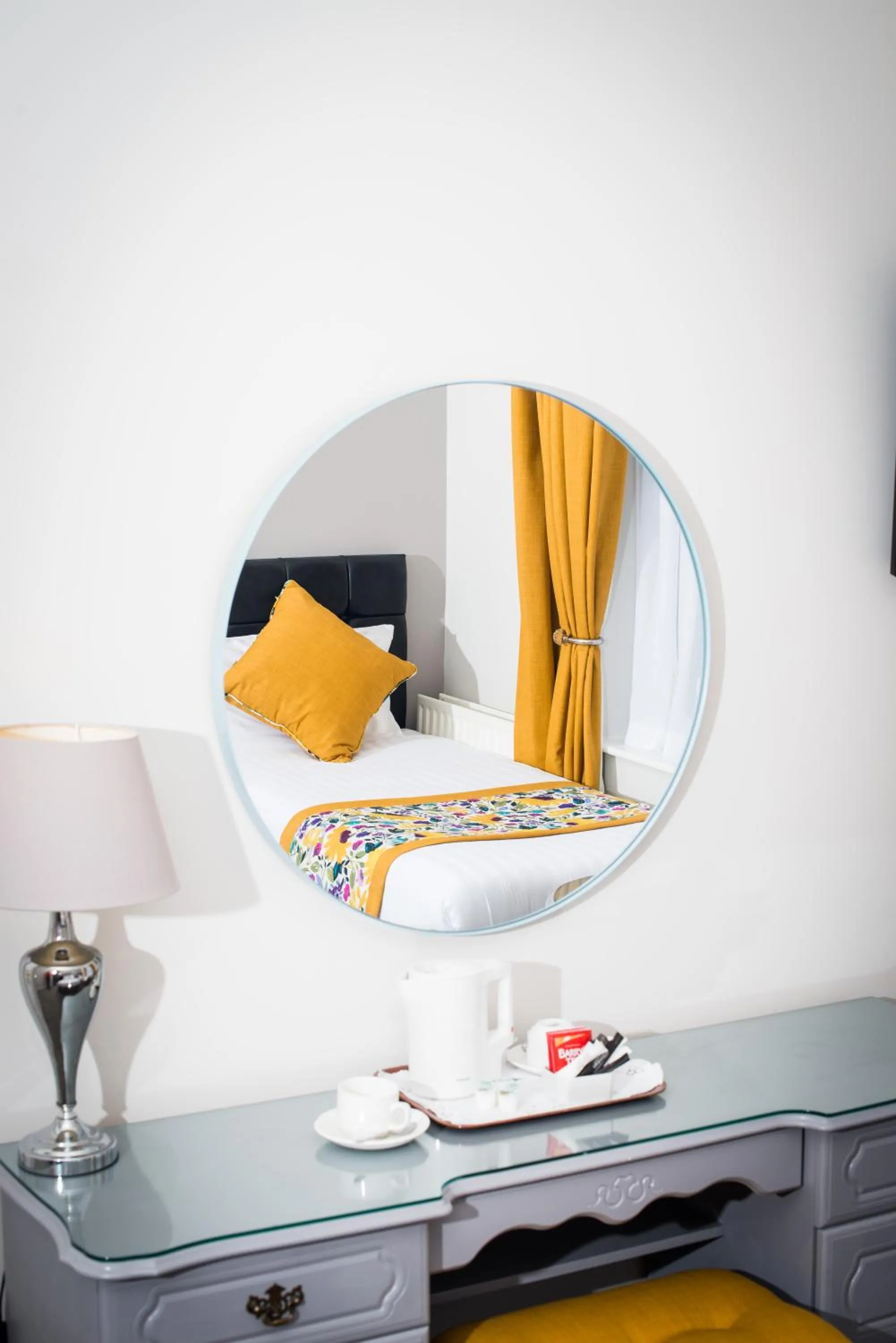 Coffee/tea facilities, Bed in Rathkeale House Hotel