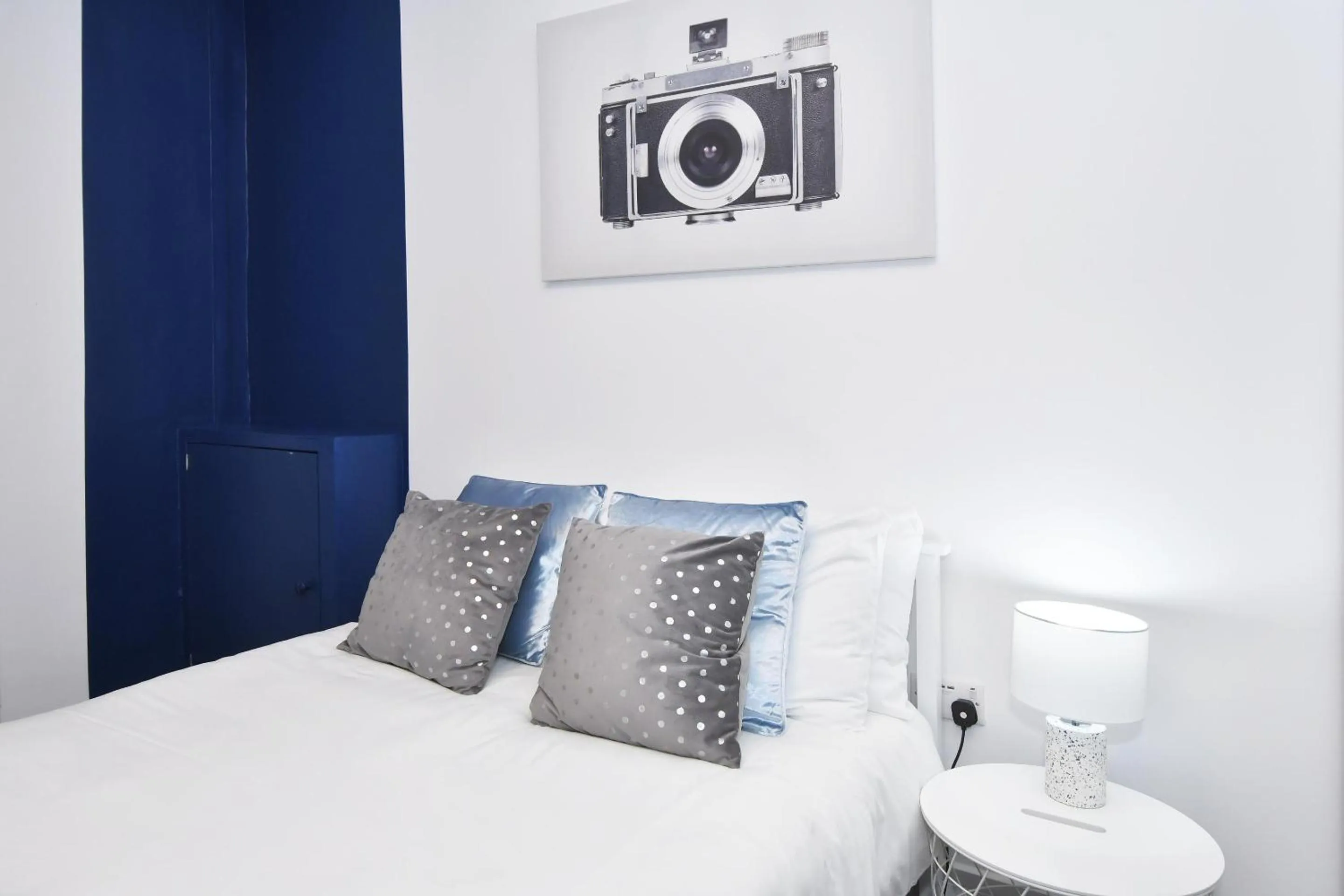 Bedroom, Bed in Townhouse @ 42 Minshull New Road Crewe