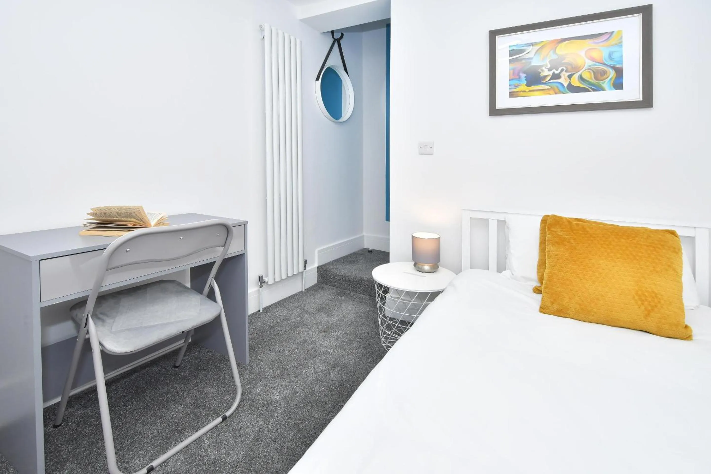 Bedroom, Bed in Townhouse @ 42 Minshull New Road Crewe