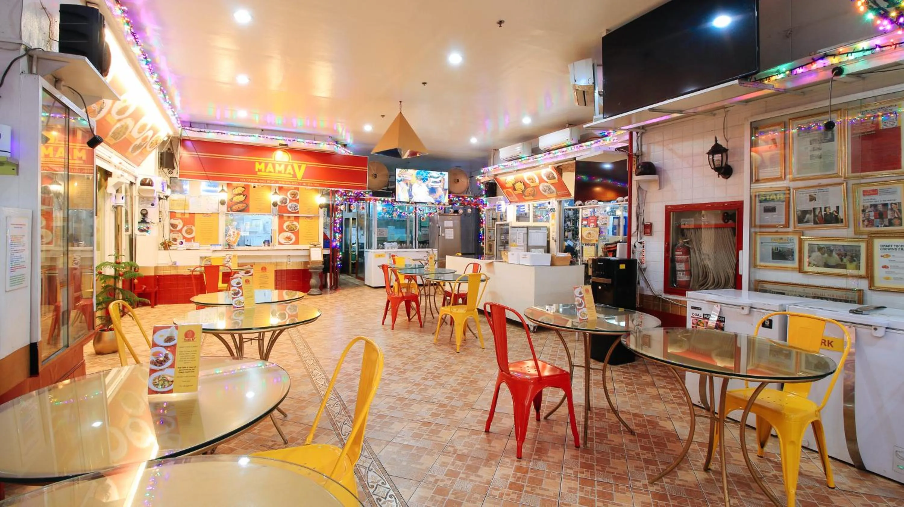 Restaurant/places to eat in RedDoorz at The Providence Tower