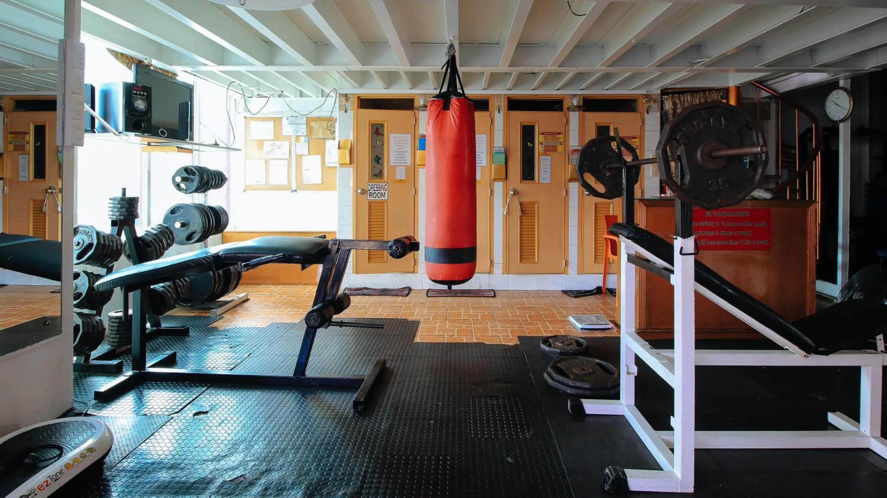 Fitness centre/facilities in RedDoorz at The Providence Tower