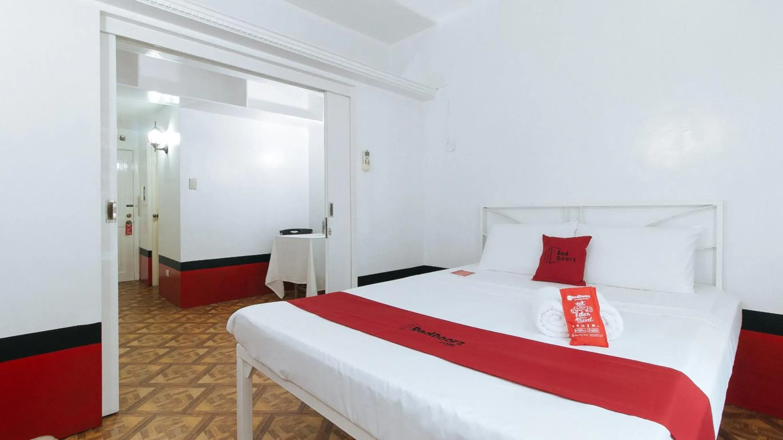 Standard Double Room in RedDoorz at The Providence Tower Standard Double Room in RedDoorz at The Providence Tower