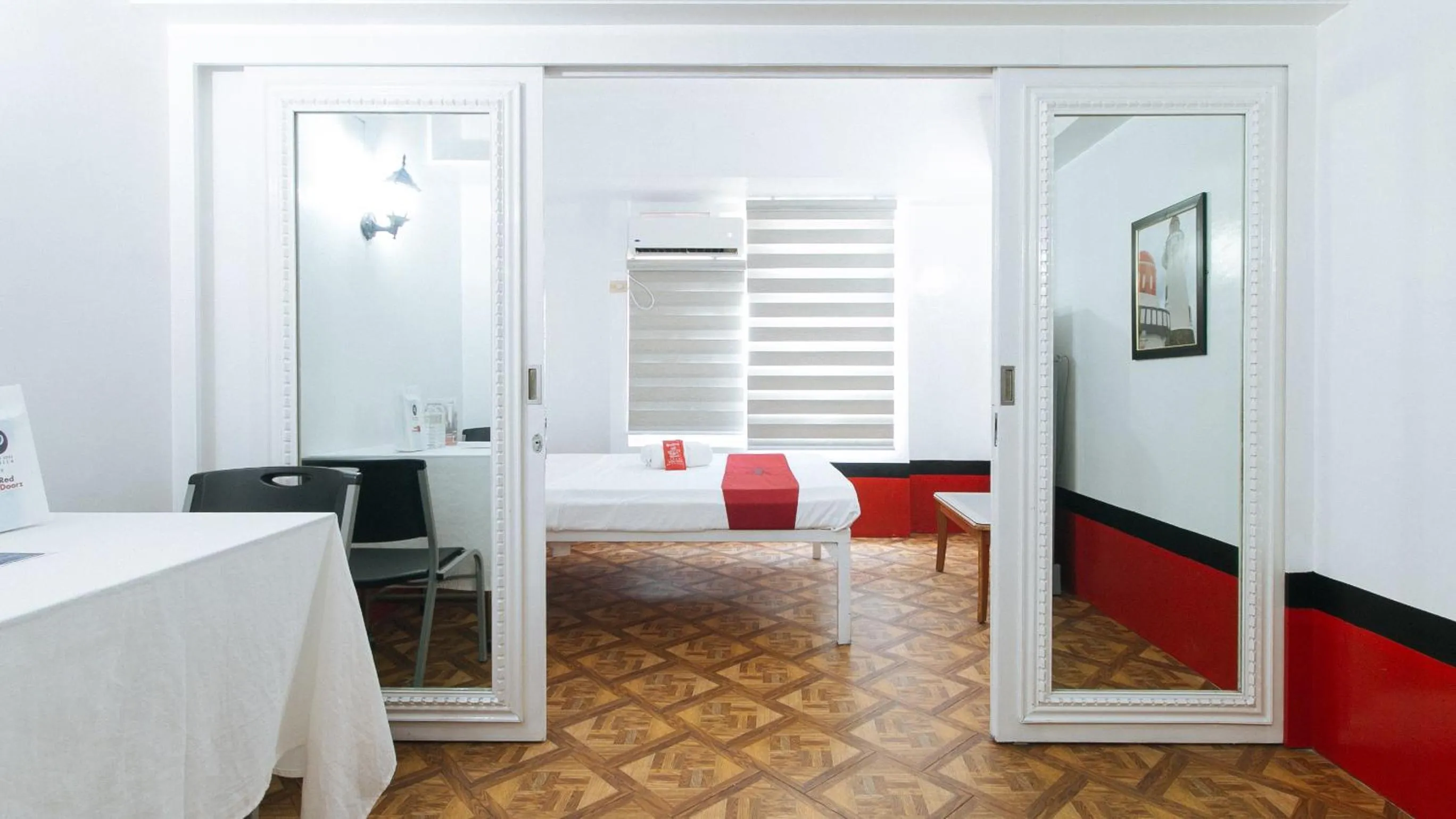 Bedroom, Bed in RedDoorz at The Providence Tower