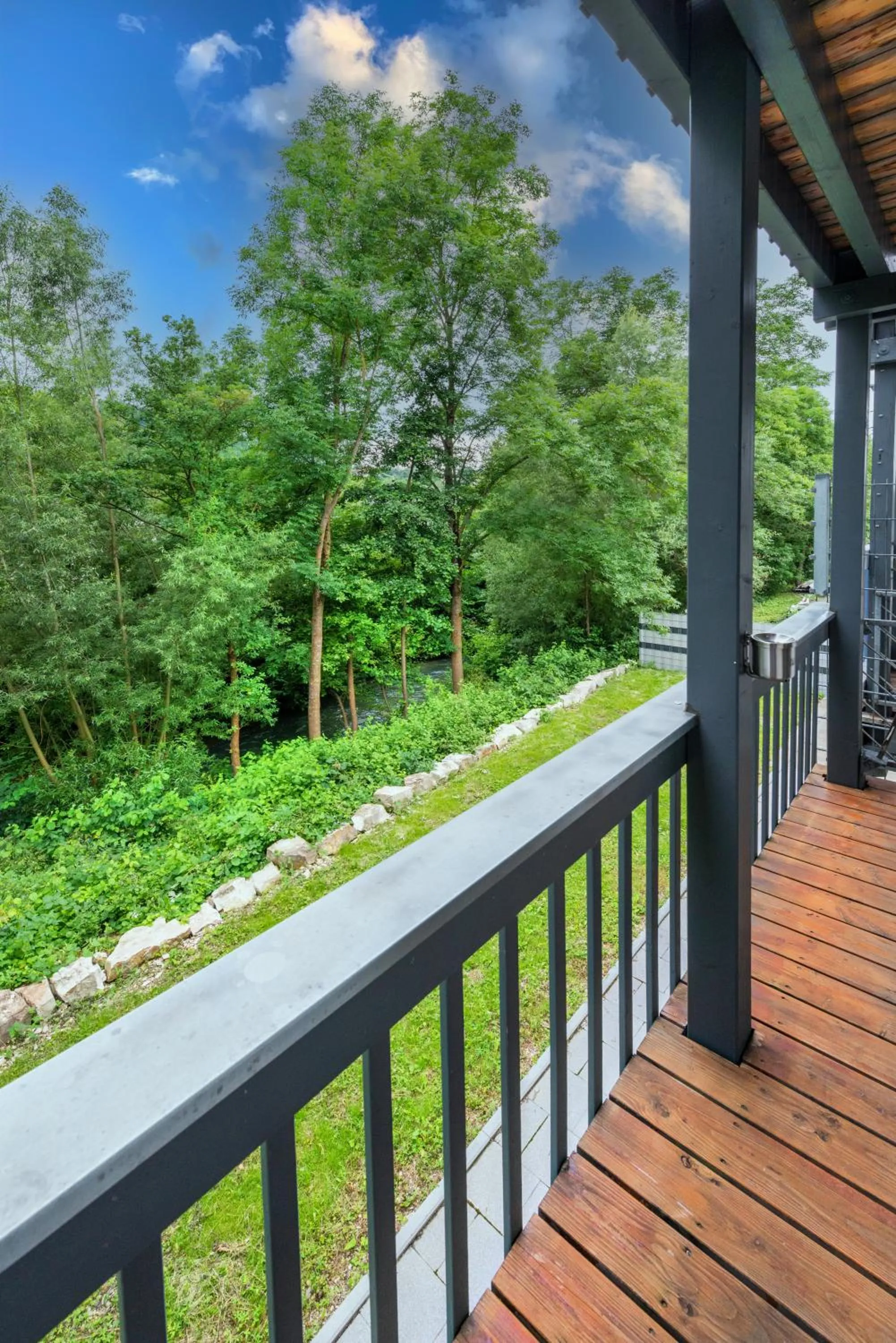 Garden view in G&G Boardinghouse