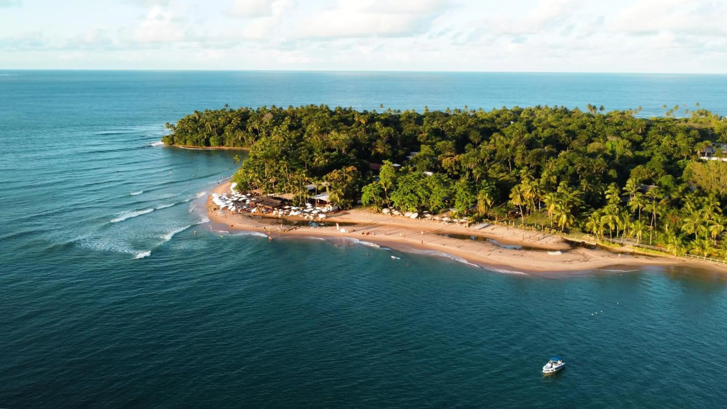 Nearby landmark in Pousada Ponta da Baleia