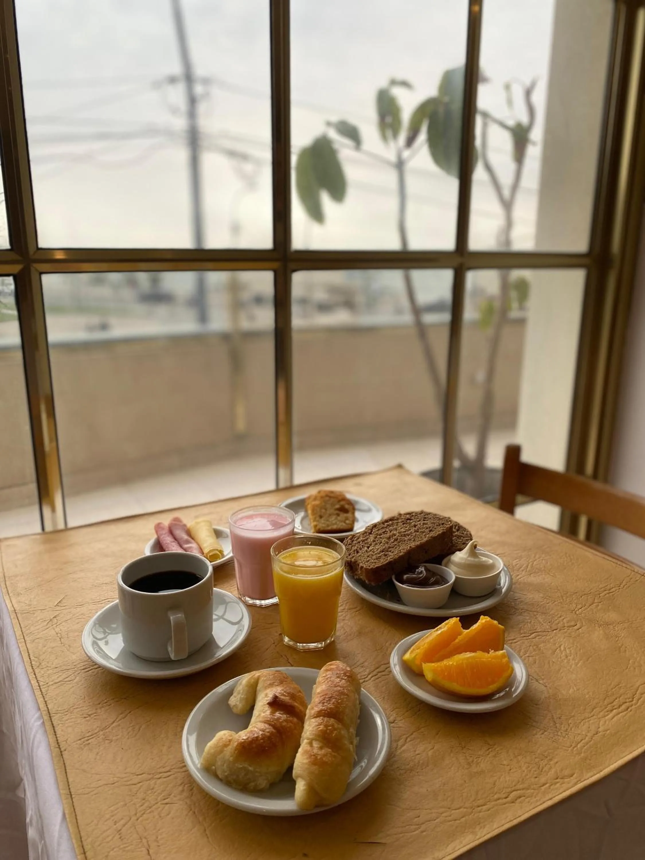 Food and drinks in Hotel Atlántico Suites