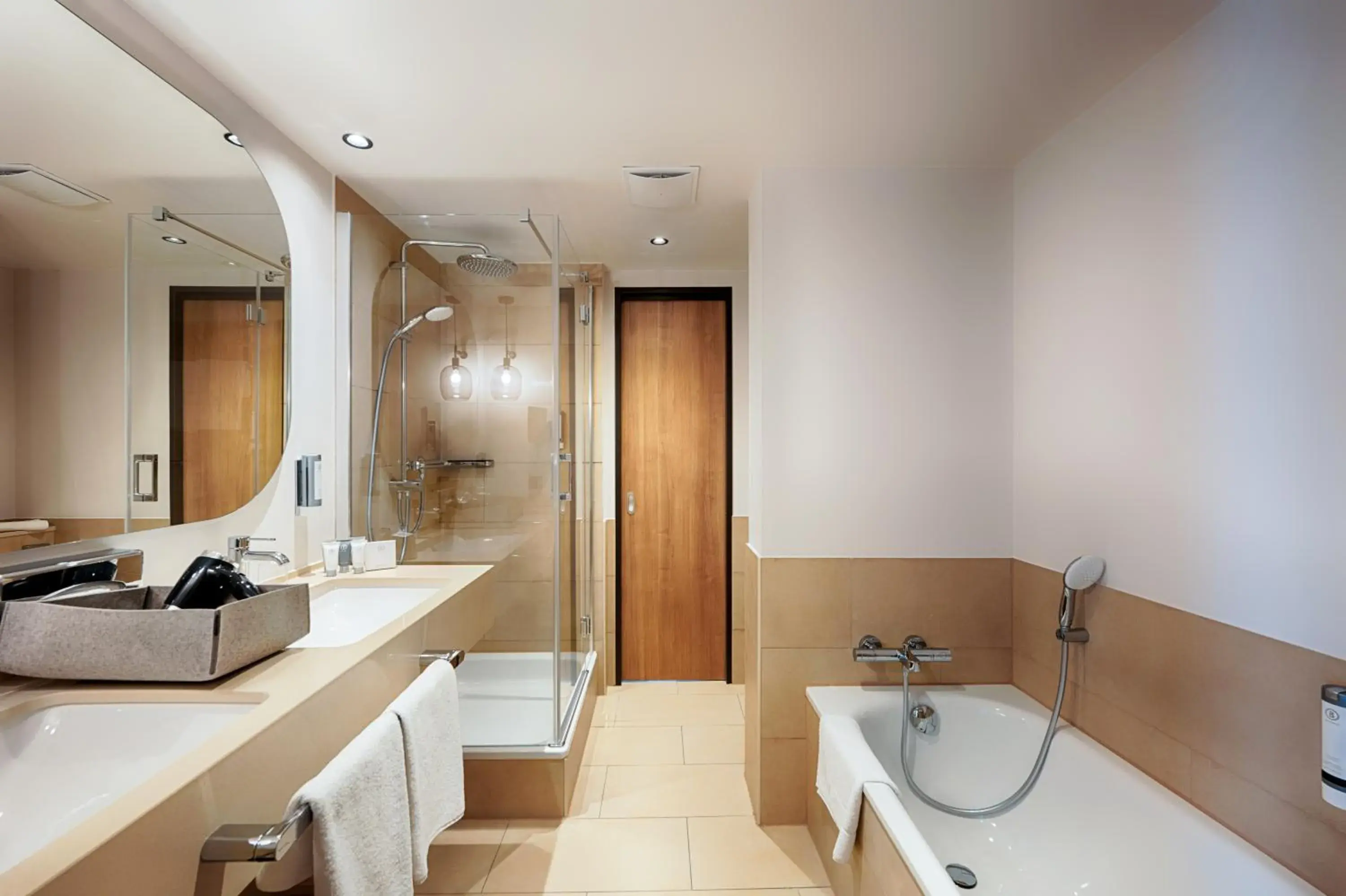 Bathroom in Welcome Hotel Darmstadt City Center Bathroom in Welcome Hotel Darmstadt City Center