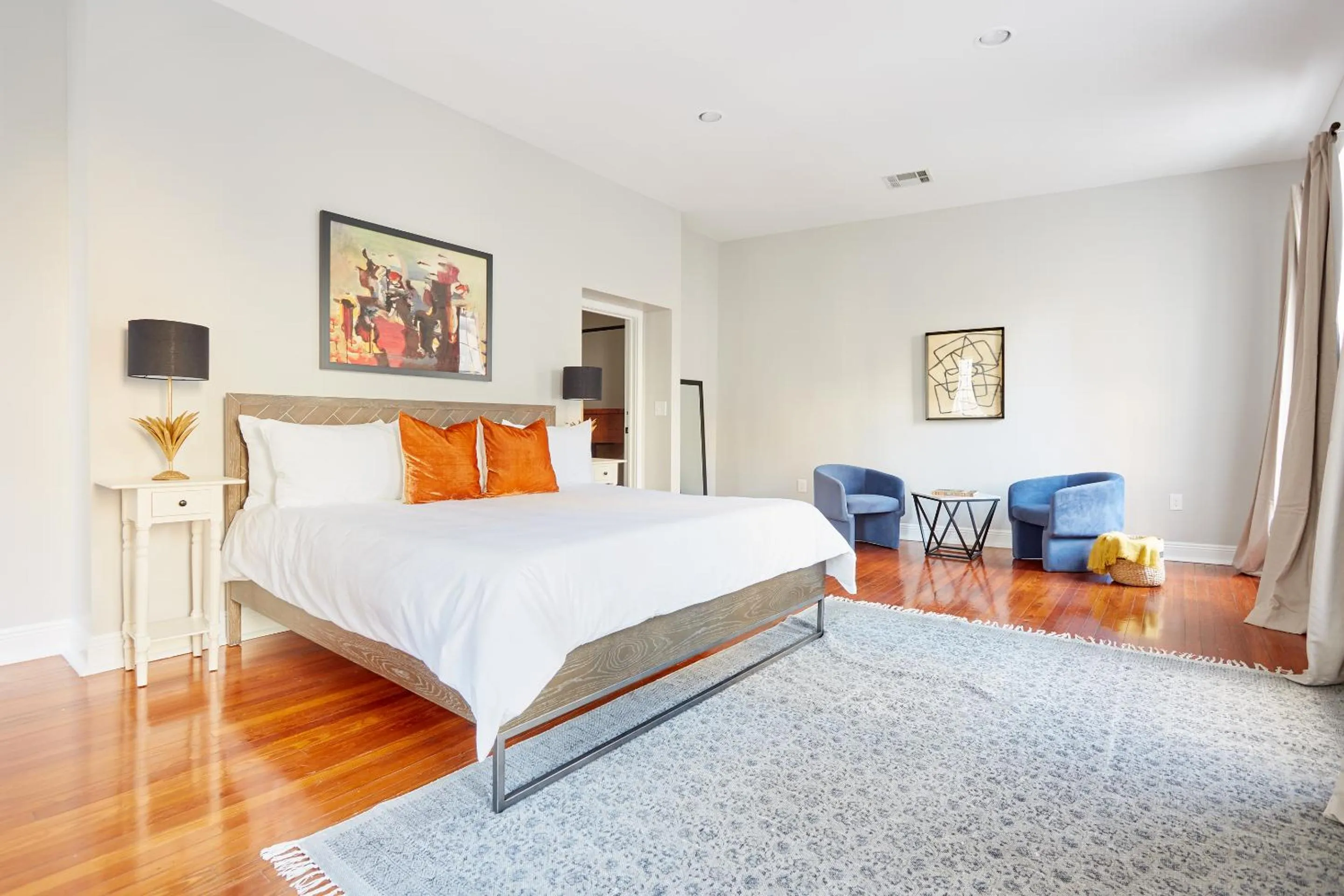 Bed in Sonder Baronne Manor