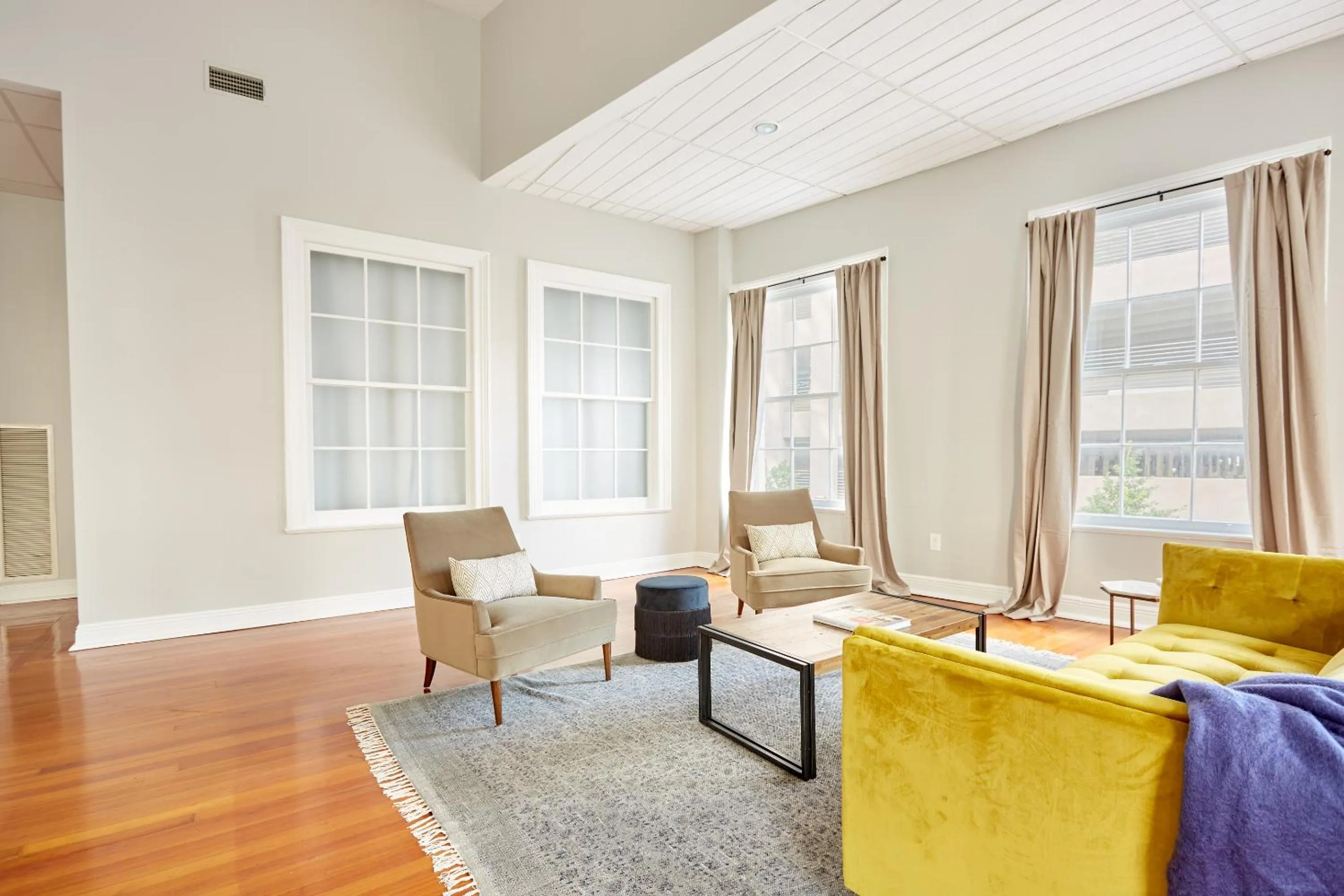 Sonder Baronne Manor