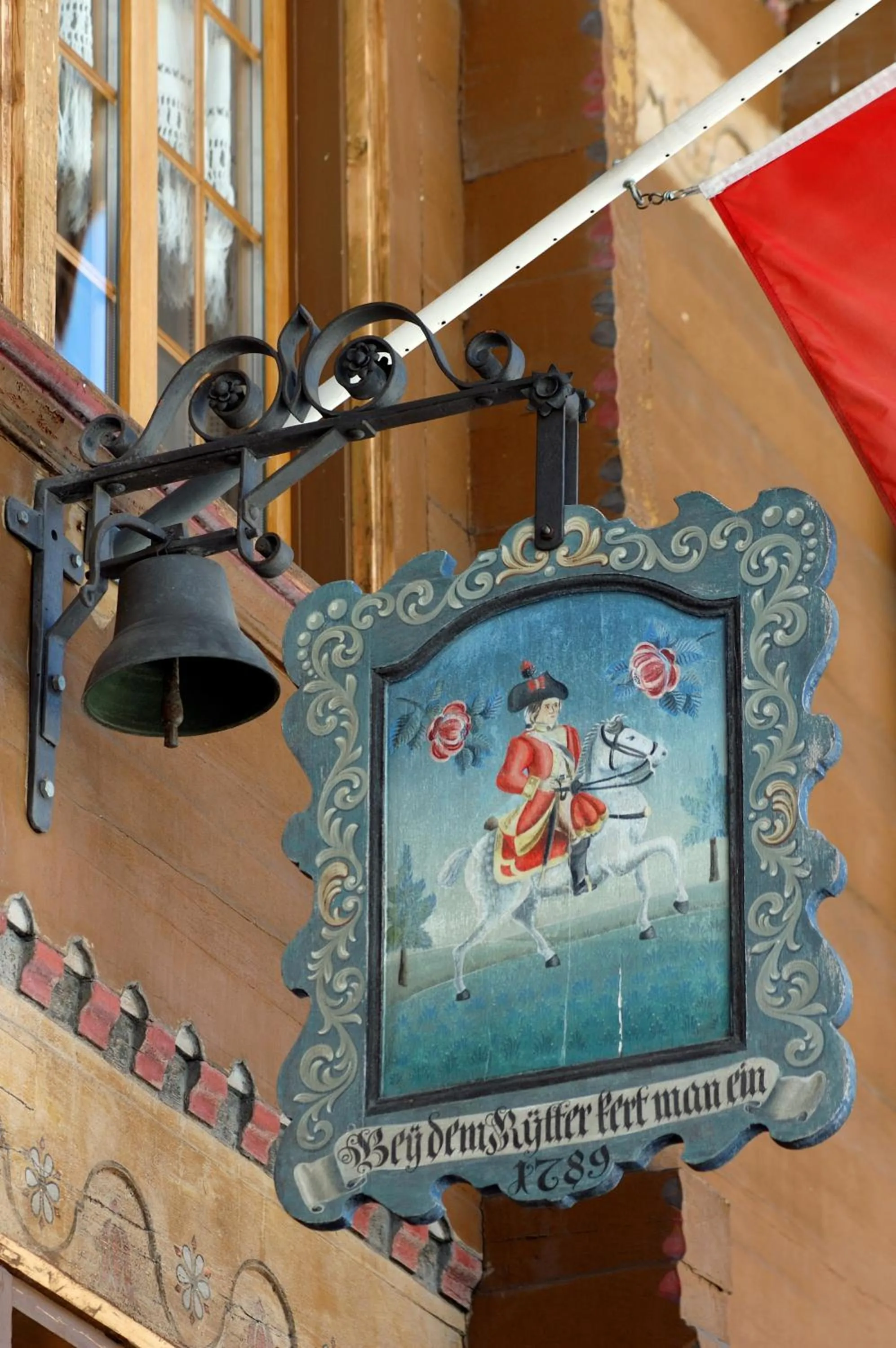 Decorative detail in Belle Epoque Hotel Victoria & Apartments