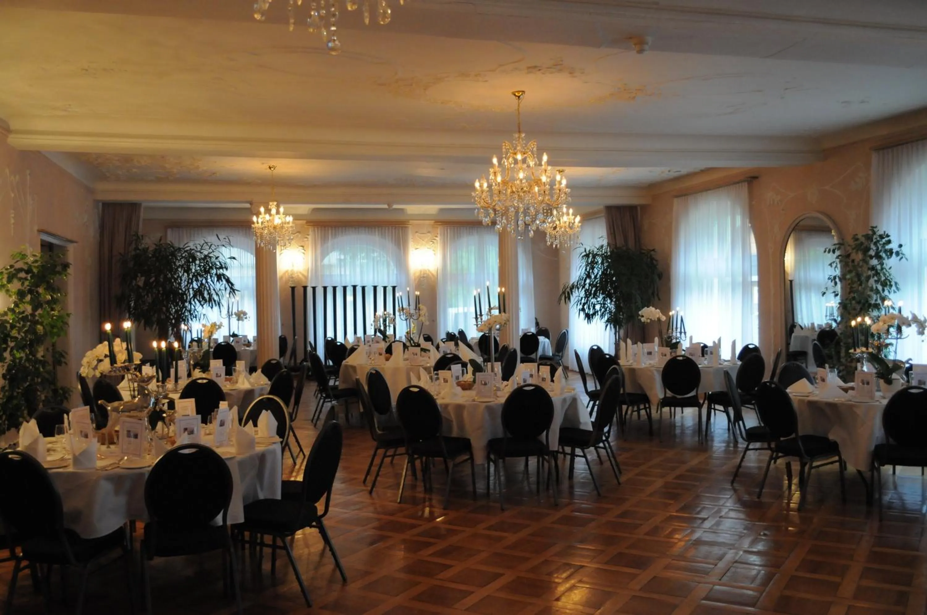 Restaurant/places to eat in Belle Epoque Hotel Victoria & Apartments