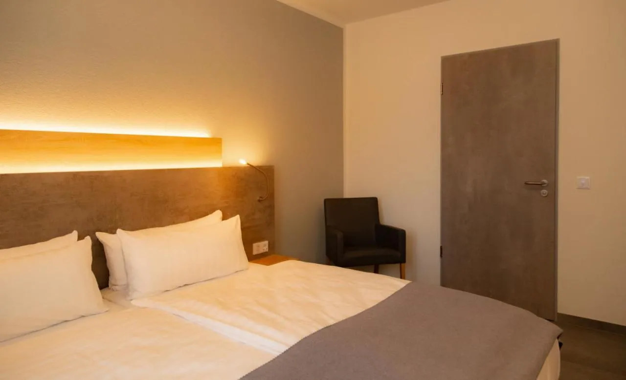 Bed in Hotel Schwarzes Ross