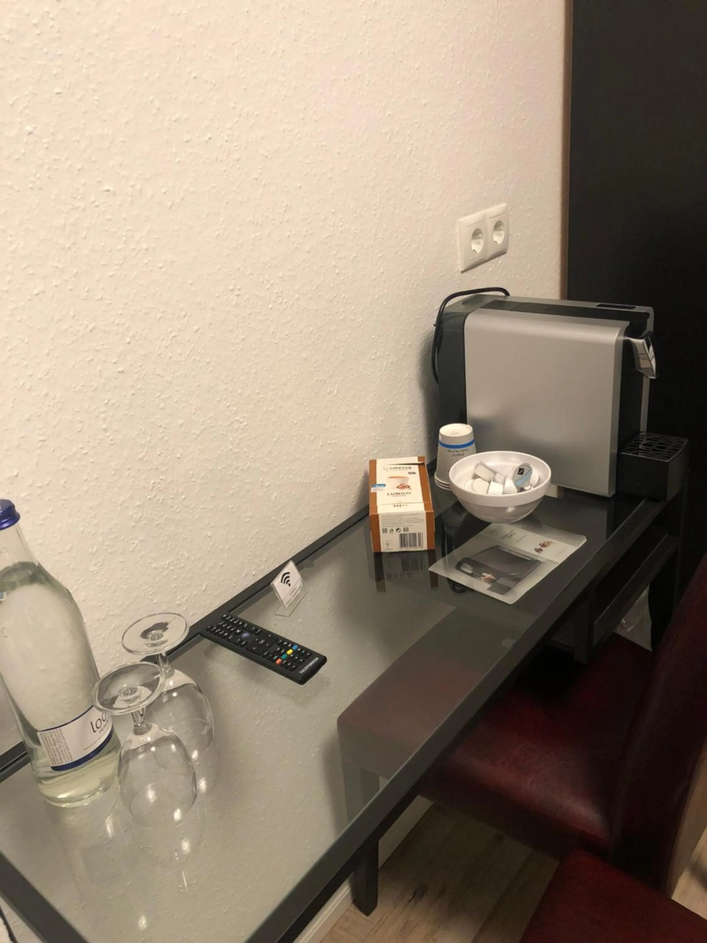 Coffee/tea facilities in Hotel Schwarzes Ross