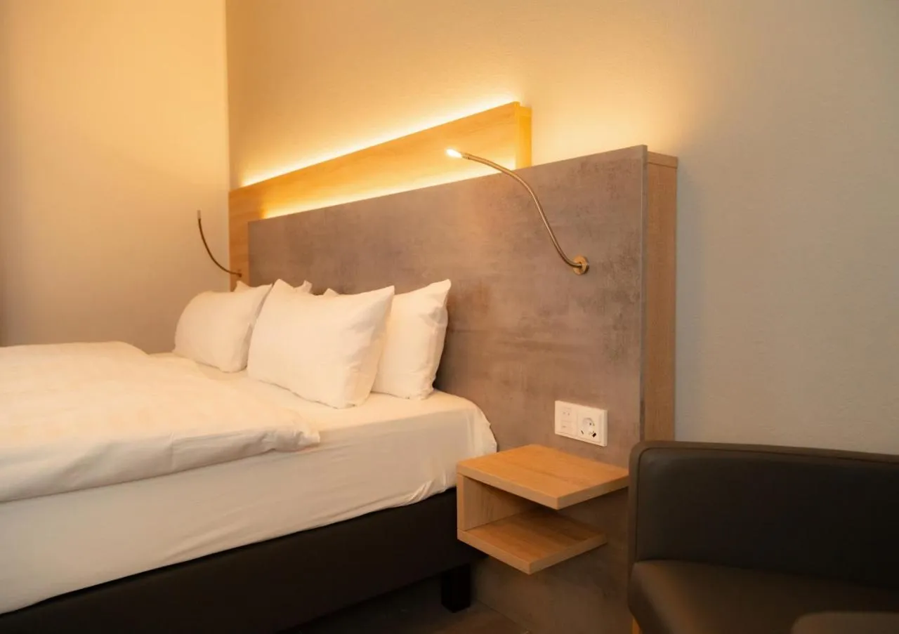 Bed in Hotel Schwarzes Ross