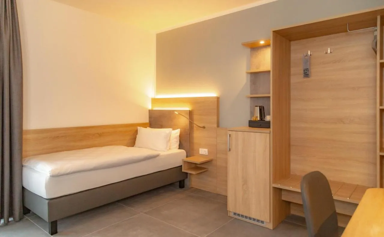 Bed in Hotel Schwarzes Ross