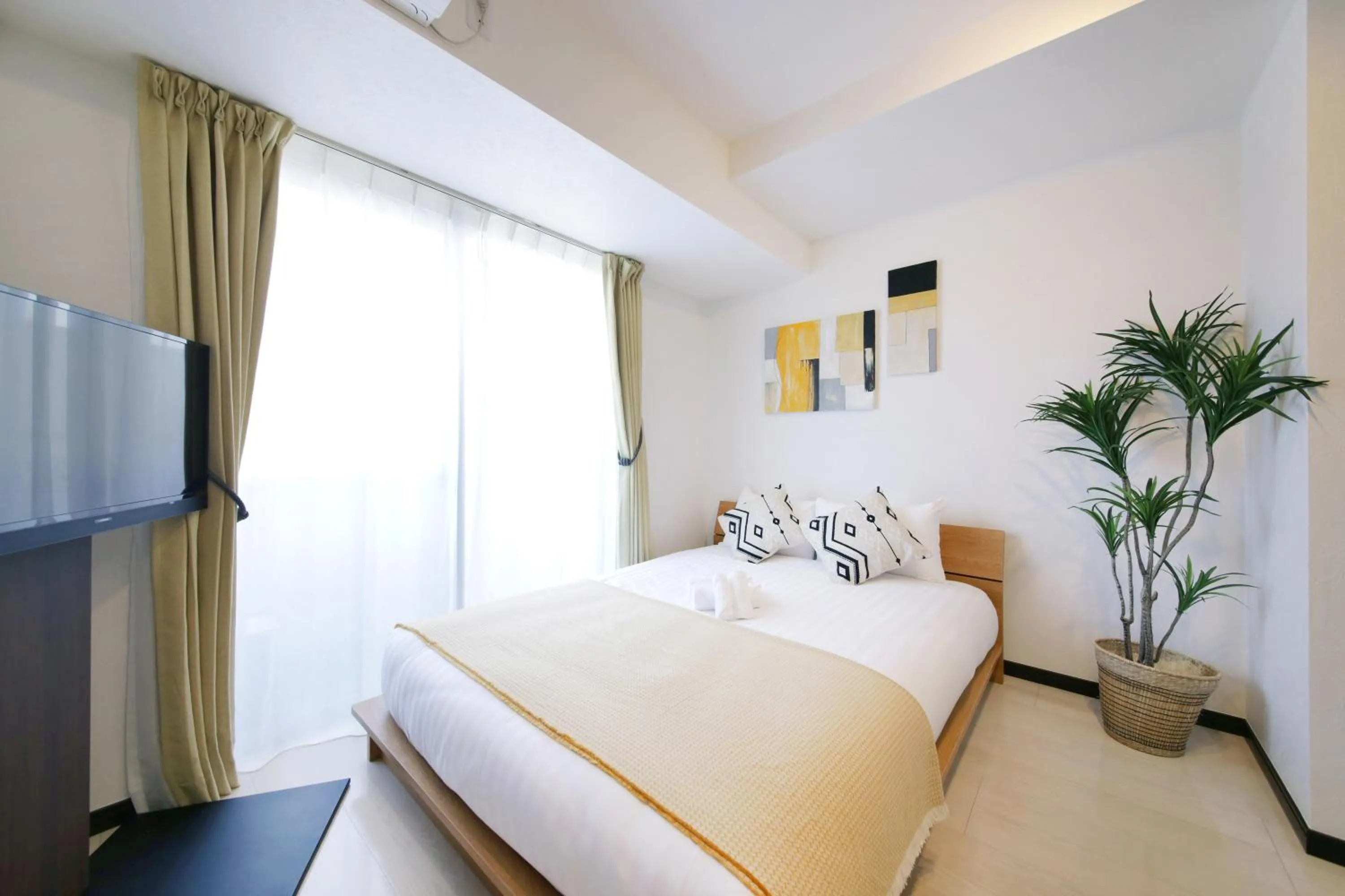 Bed in Green Sea Oshiage