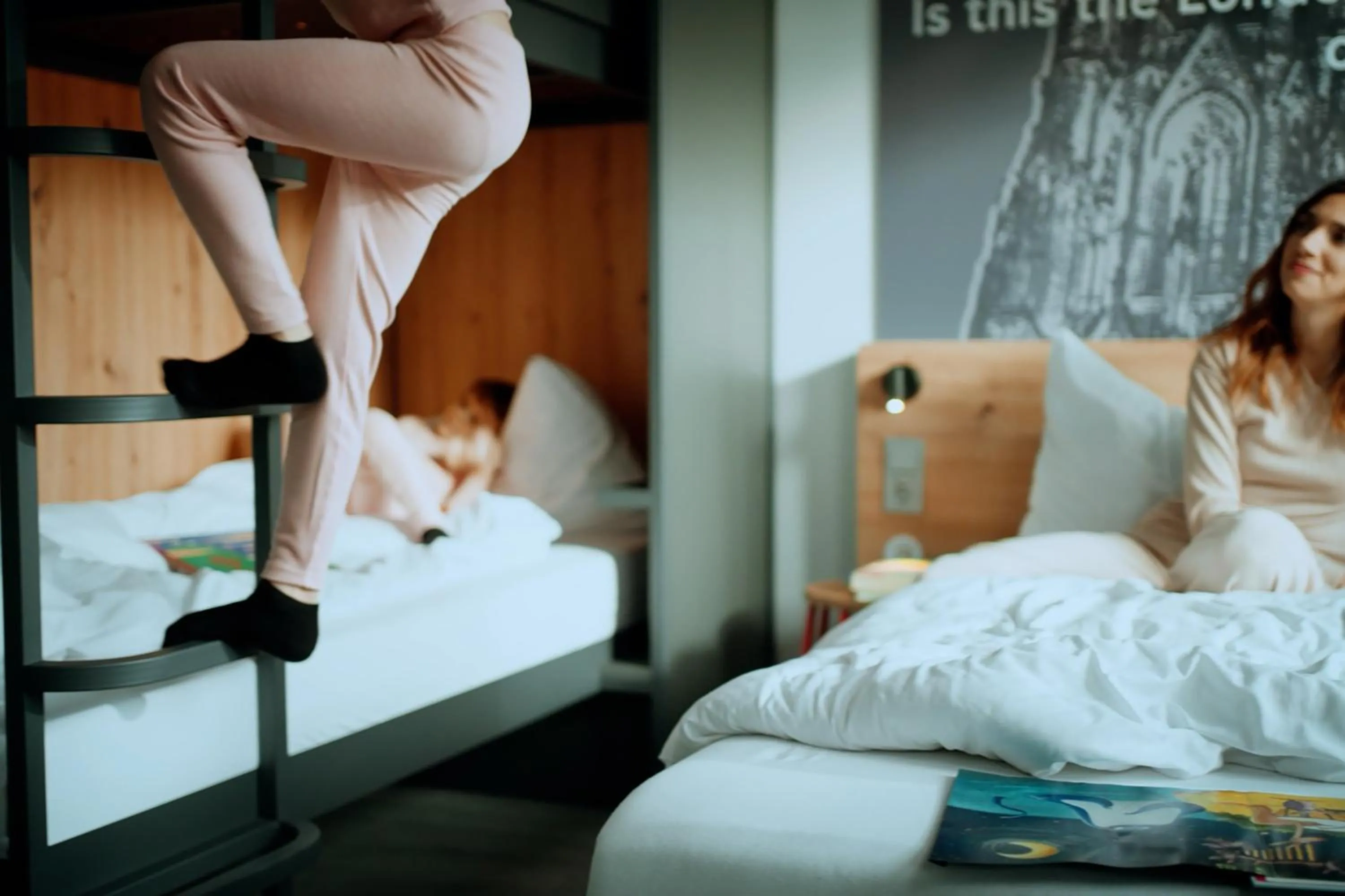 Family, Bed in MEININGER Hotel Berlin Alexanderplatz