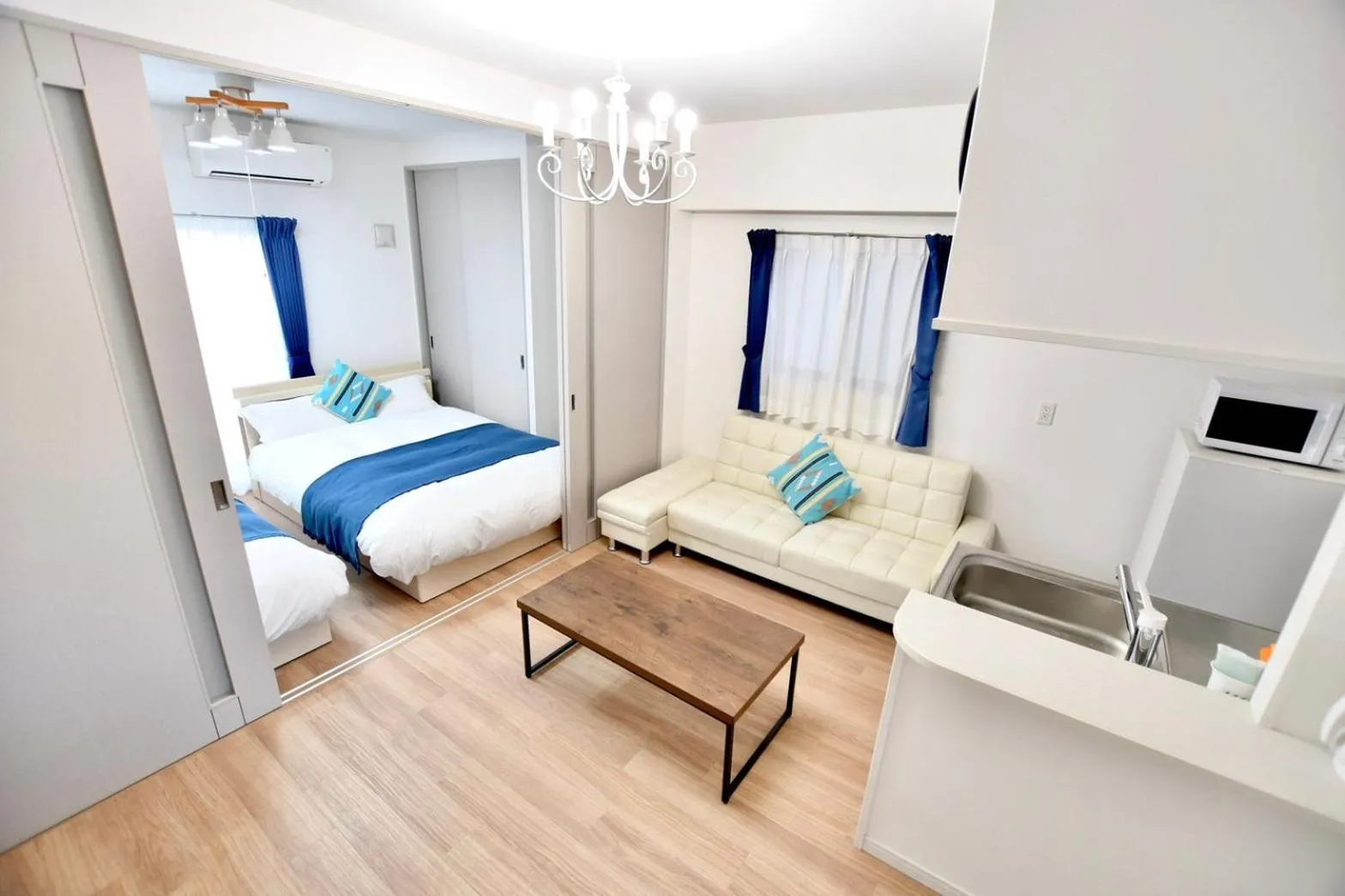 Bed in Riverside Inn Hakata