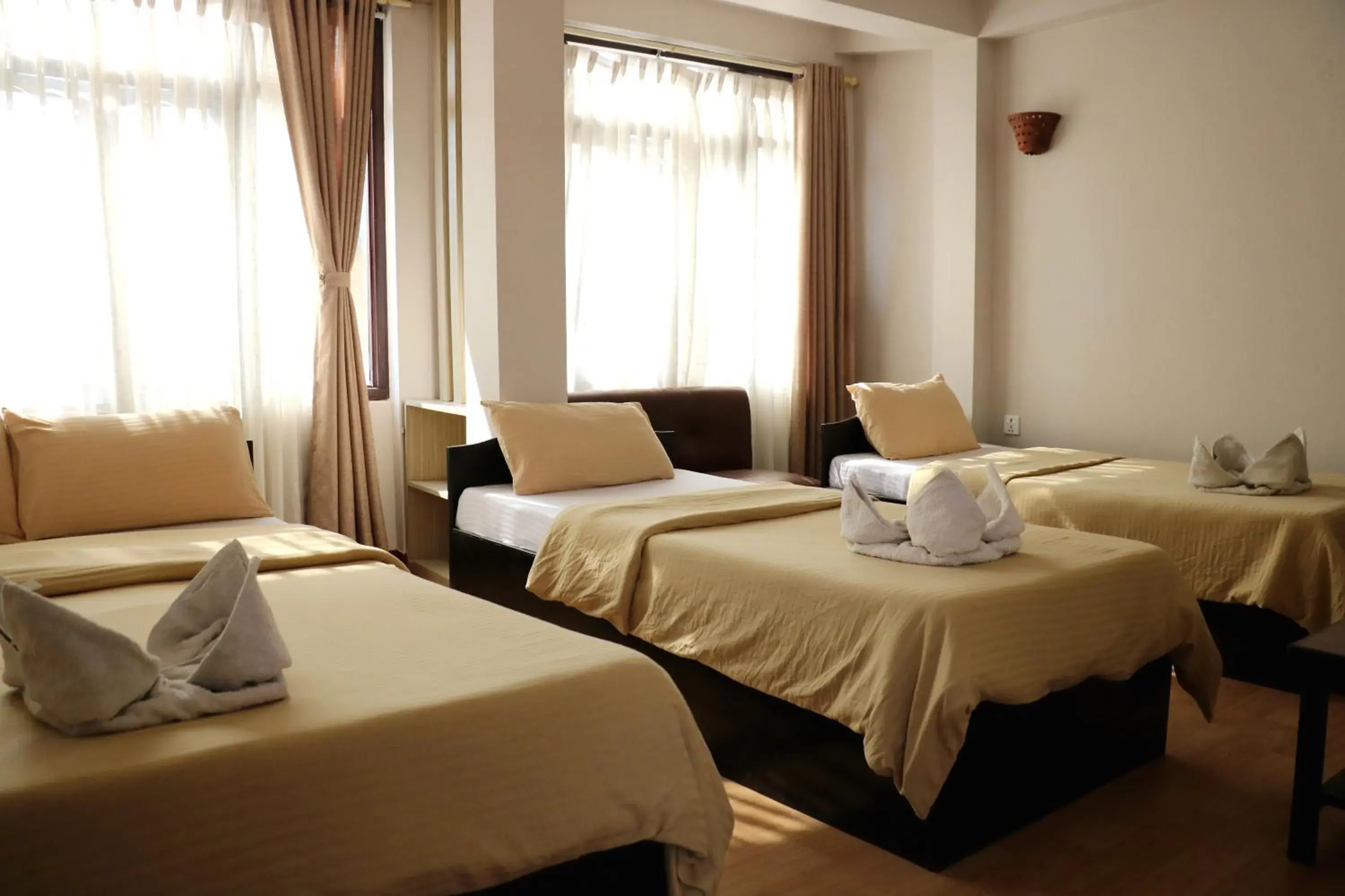 Photo of the whole room, Bed in Hotel Yala Peak Photo of the whole room, Bed in Hotel Yala Peak