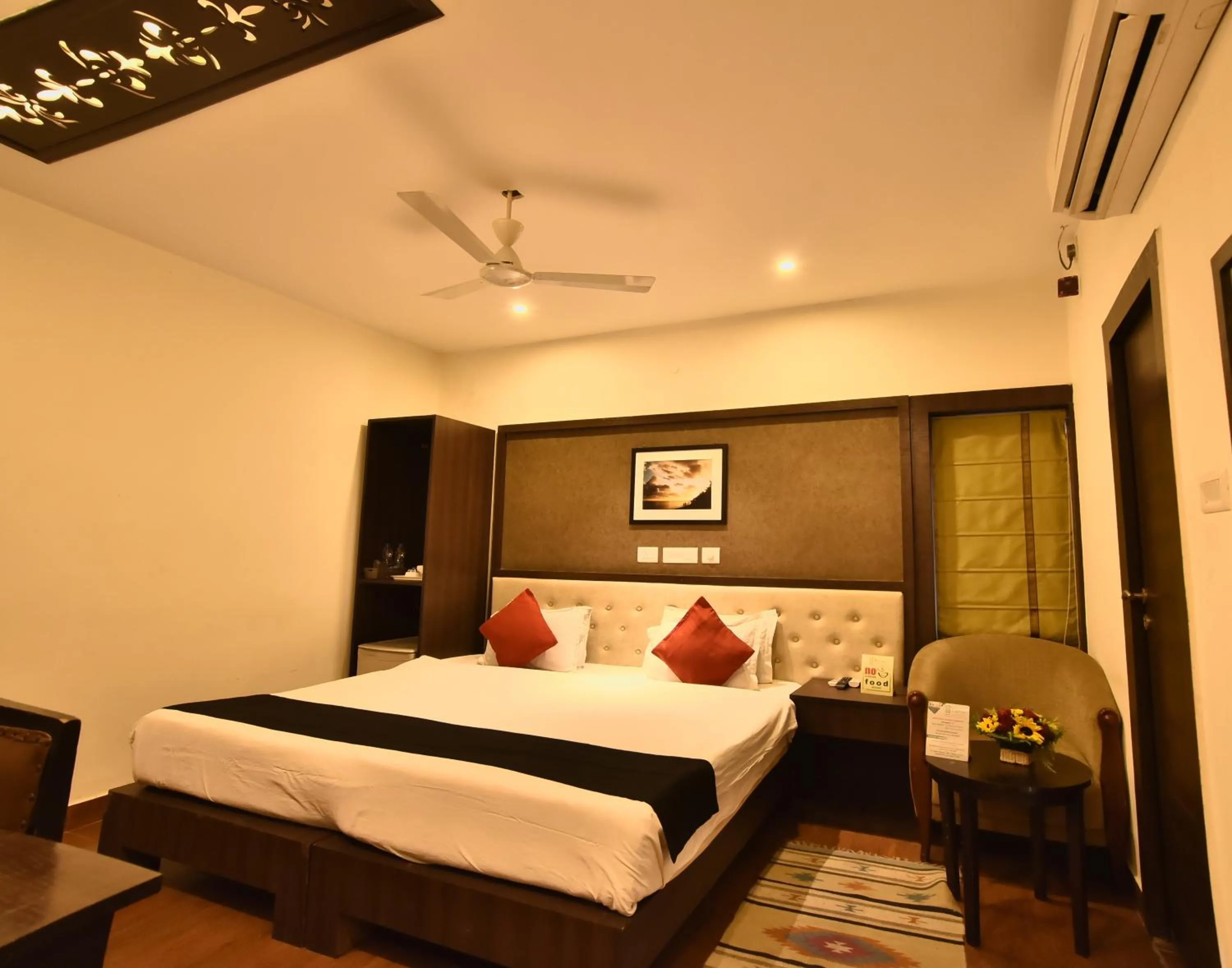 Bed in Casa Broadway-A Boutique Hotel