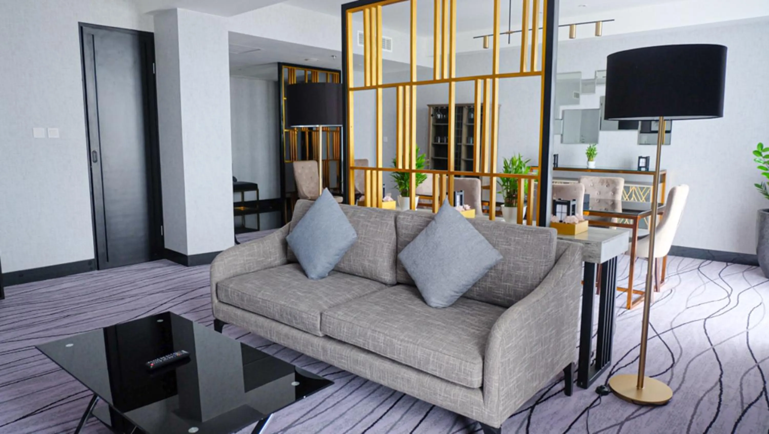 Living room in Grand Swiss-Belhotel Darmo