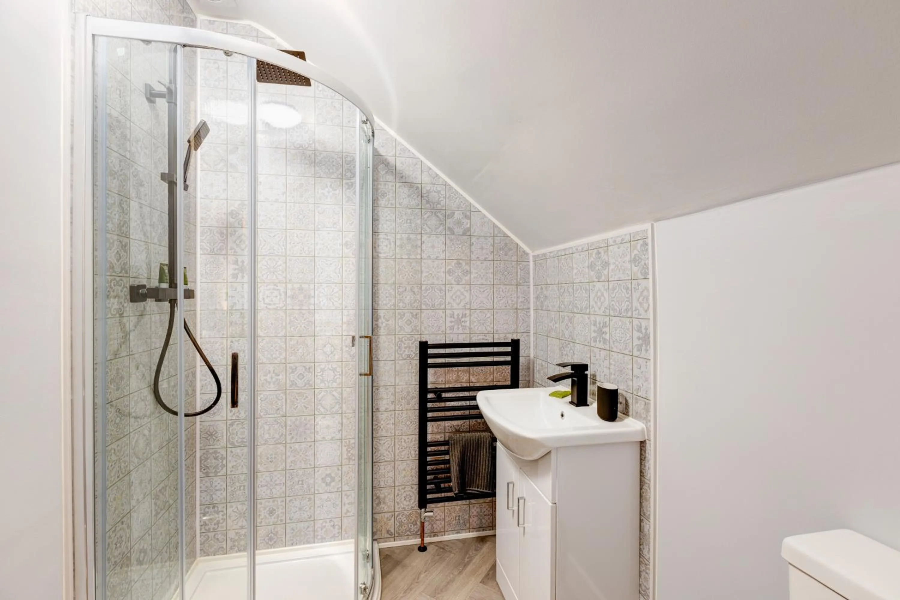 Bondgate Hotel East Midlands Airport