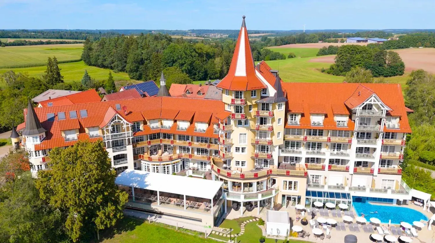 Property building in Meiser SPA Resort Property building in Meiser SPA Resort