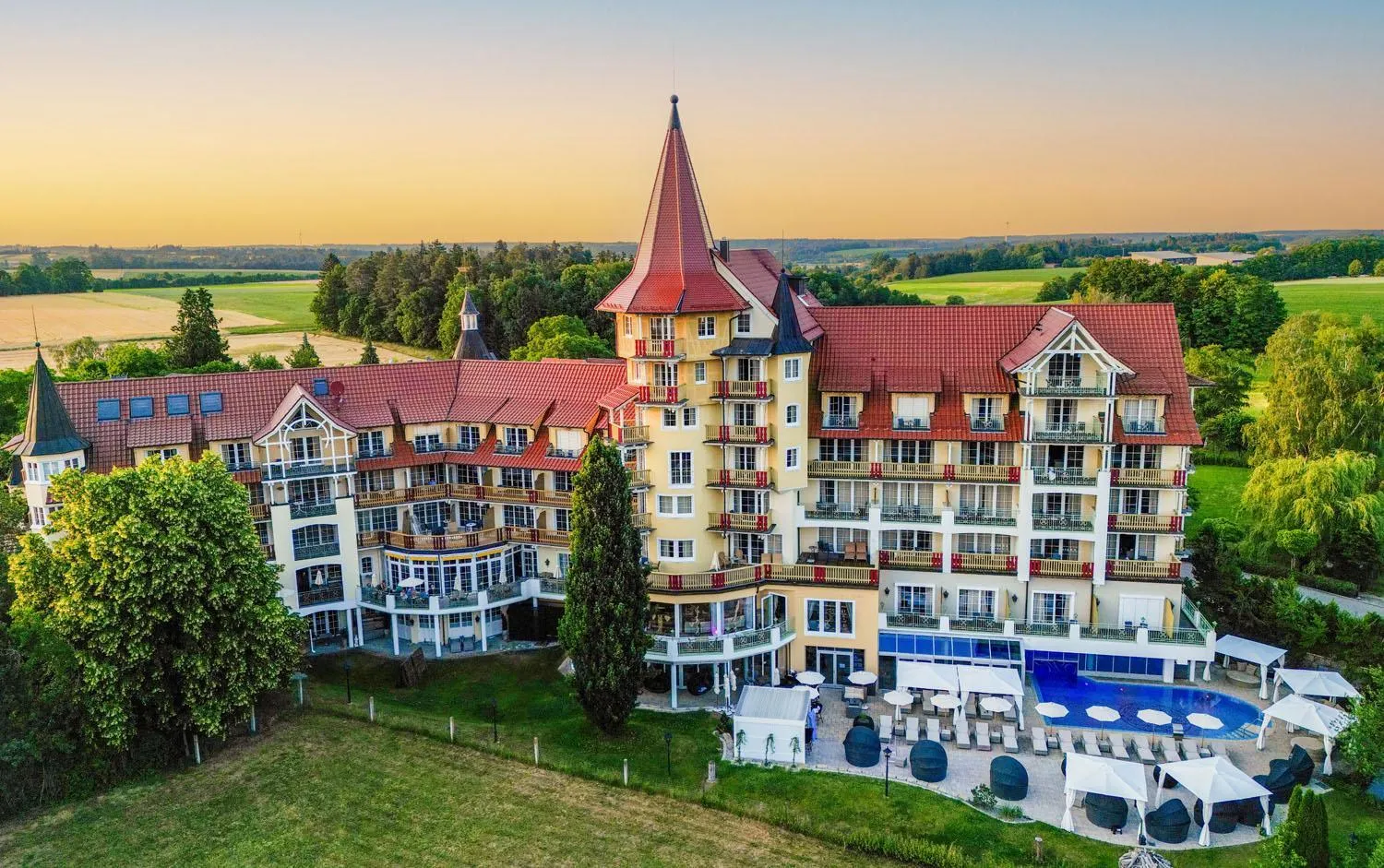 Property building in Meiser SPA Resort