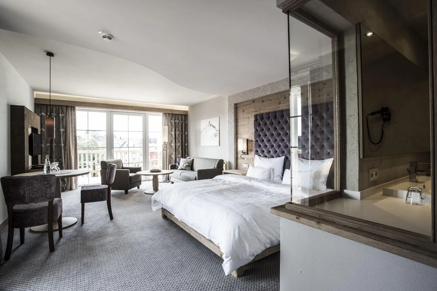 Photo of the whole room, Bed in Meiser SPA Resort