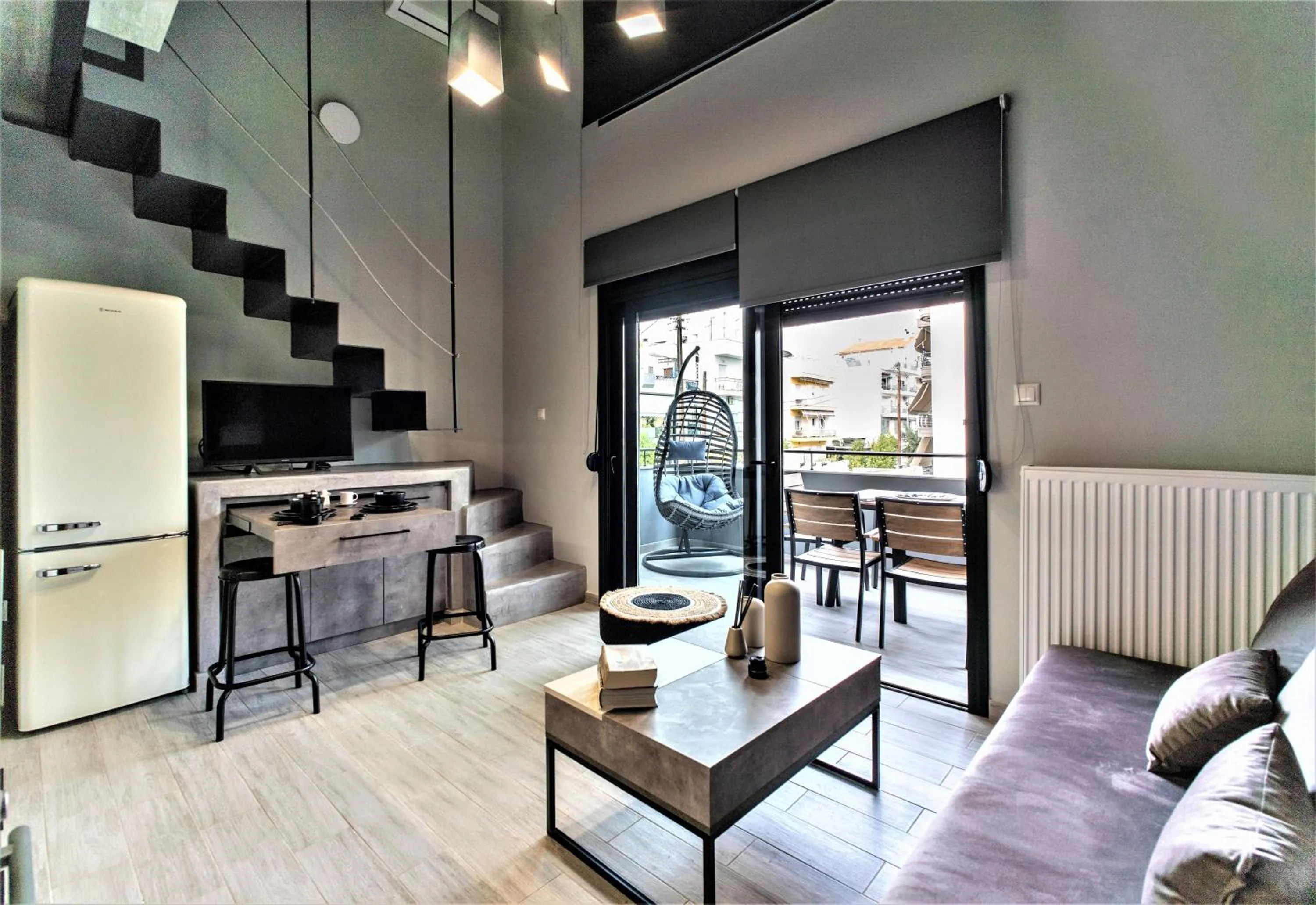 TV and multimedia in Salina Premium Residences Volos