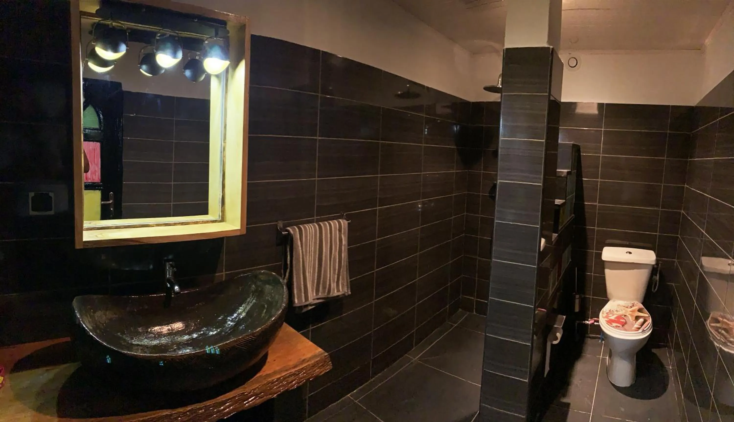 Bathroom in Hotel Blawa