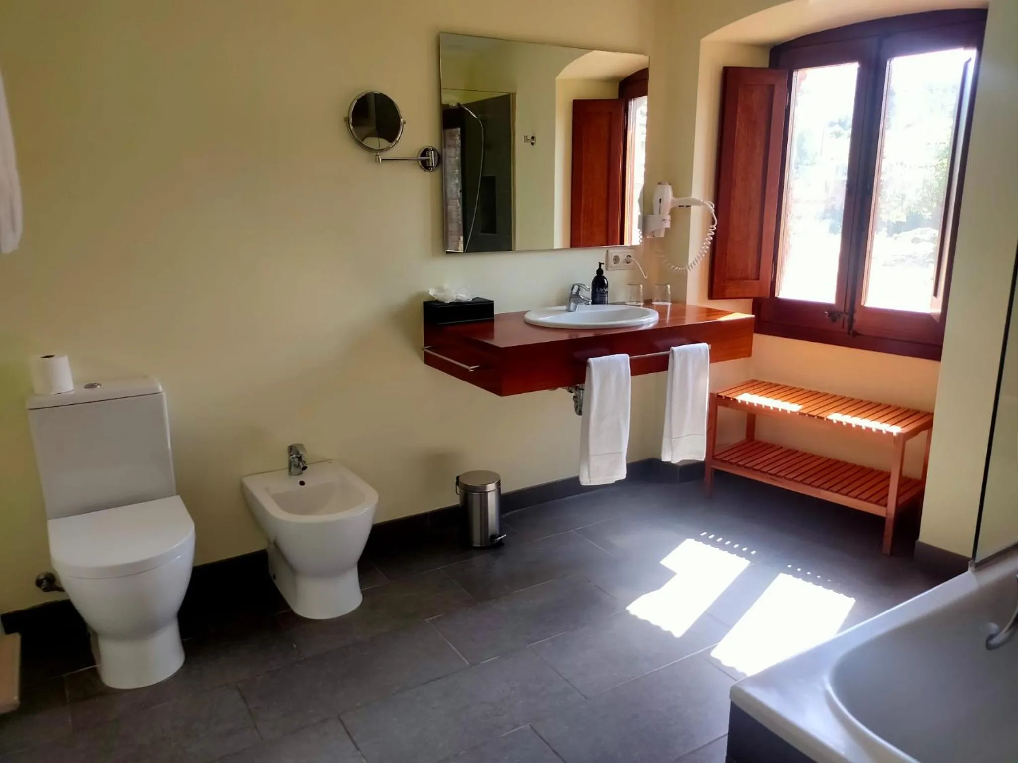 Bathroom in Hotel Mas del Sol