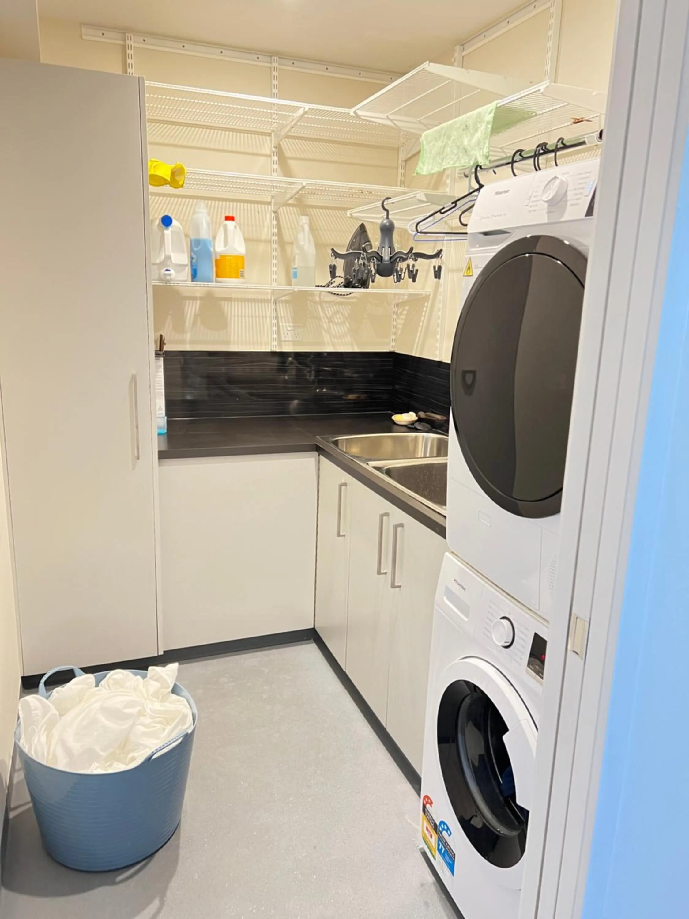 laundry in Hobart View