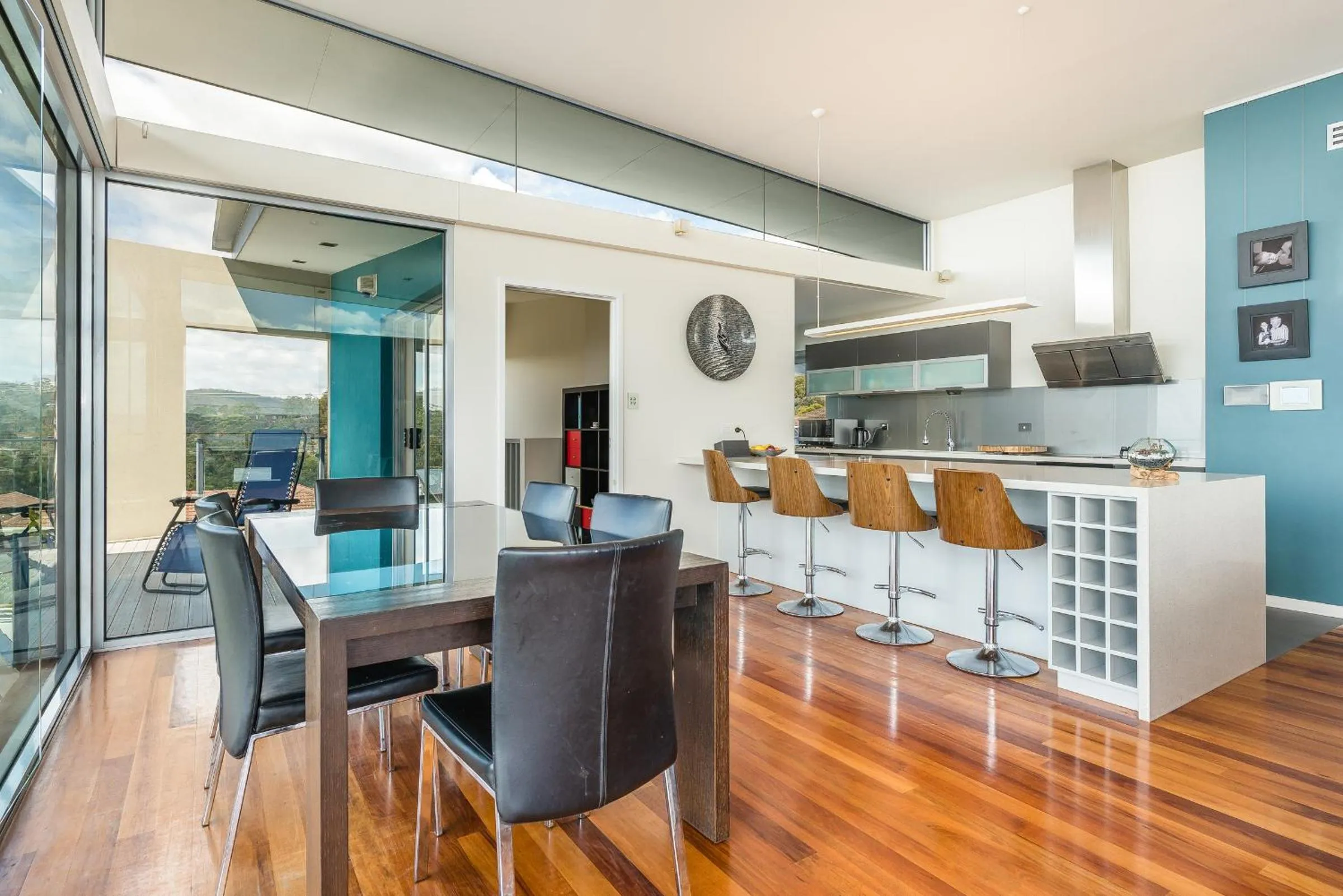 Restaurant/places to eat in Hobart View