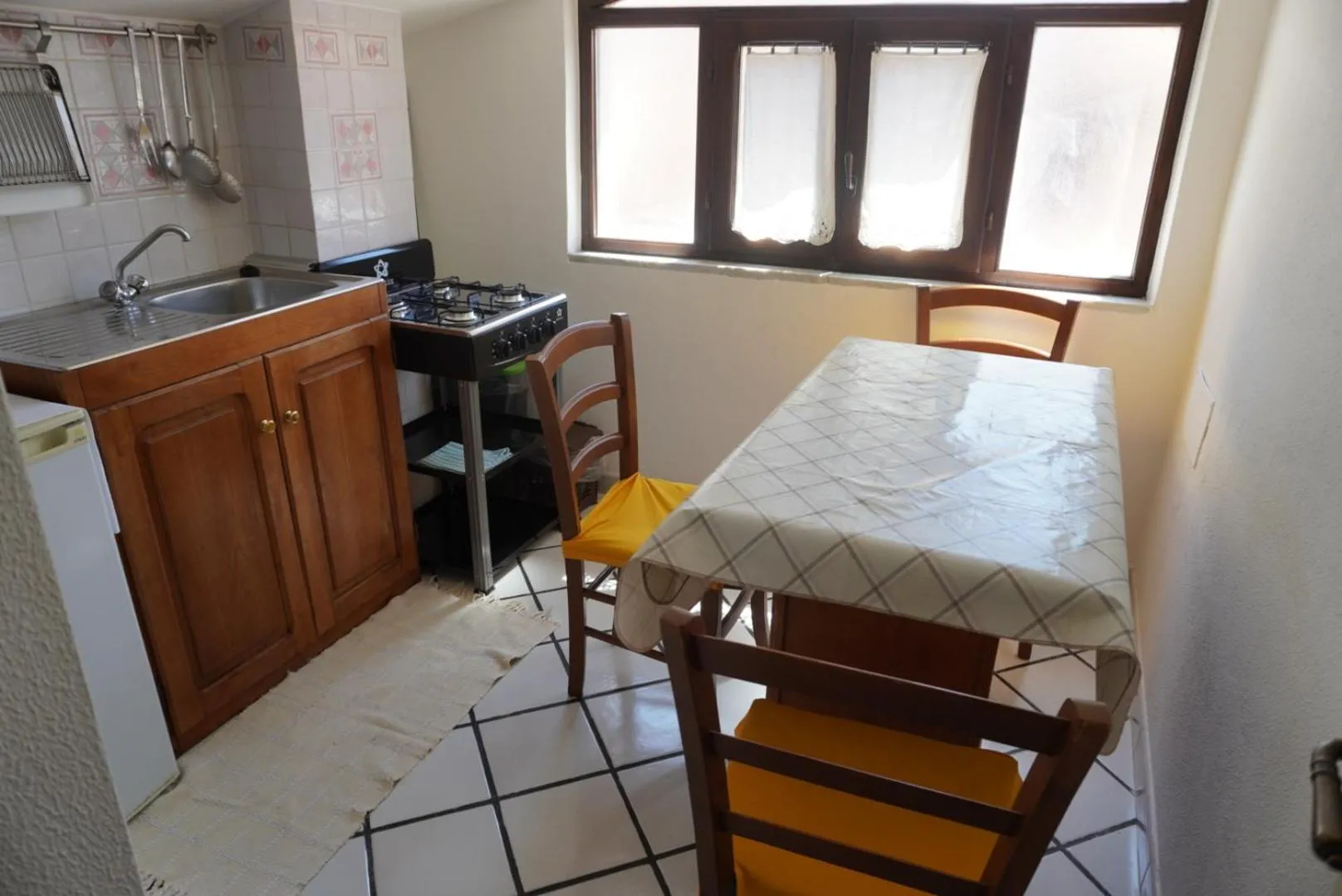 kitchen, Bed in Donna Alda Affittacamere Capitello dal 2012