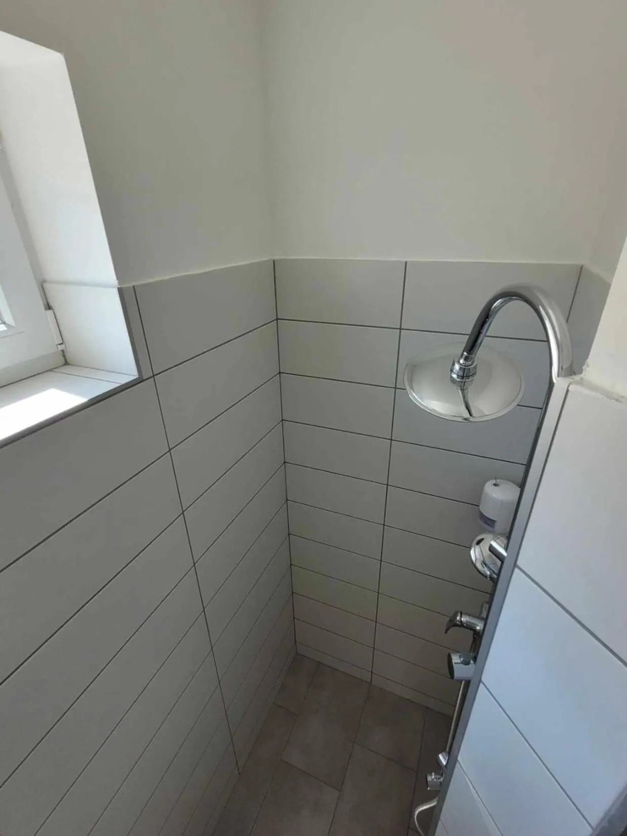 Bathroom in Vecsési Rendezvényközpont és Panzió