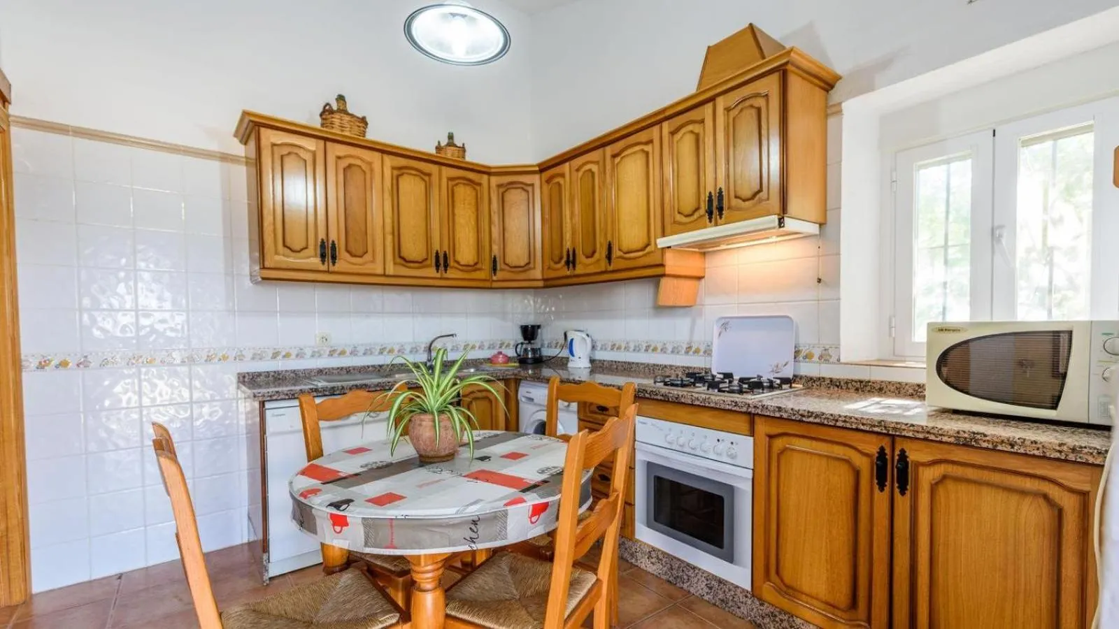 Kitchen or kitchenette in Casa Francisca Antequera - La Higuera by Ruralidays