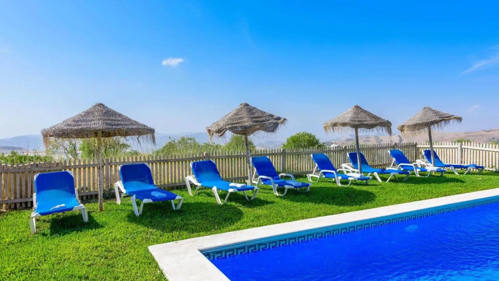 Swimming pool in Casa Francisca Antequera - La Higuera by Ruralidays