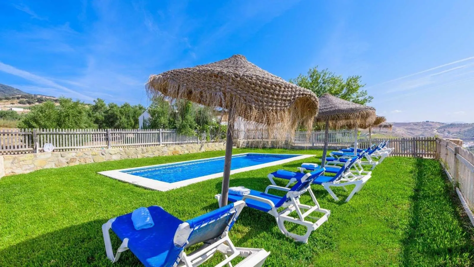Swimming pool in Casa Francisca Antequera - La Higuera by Ruralidays