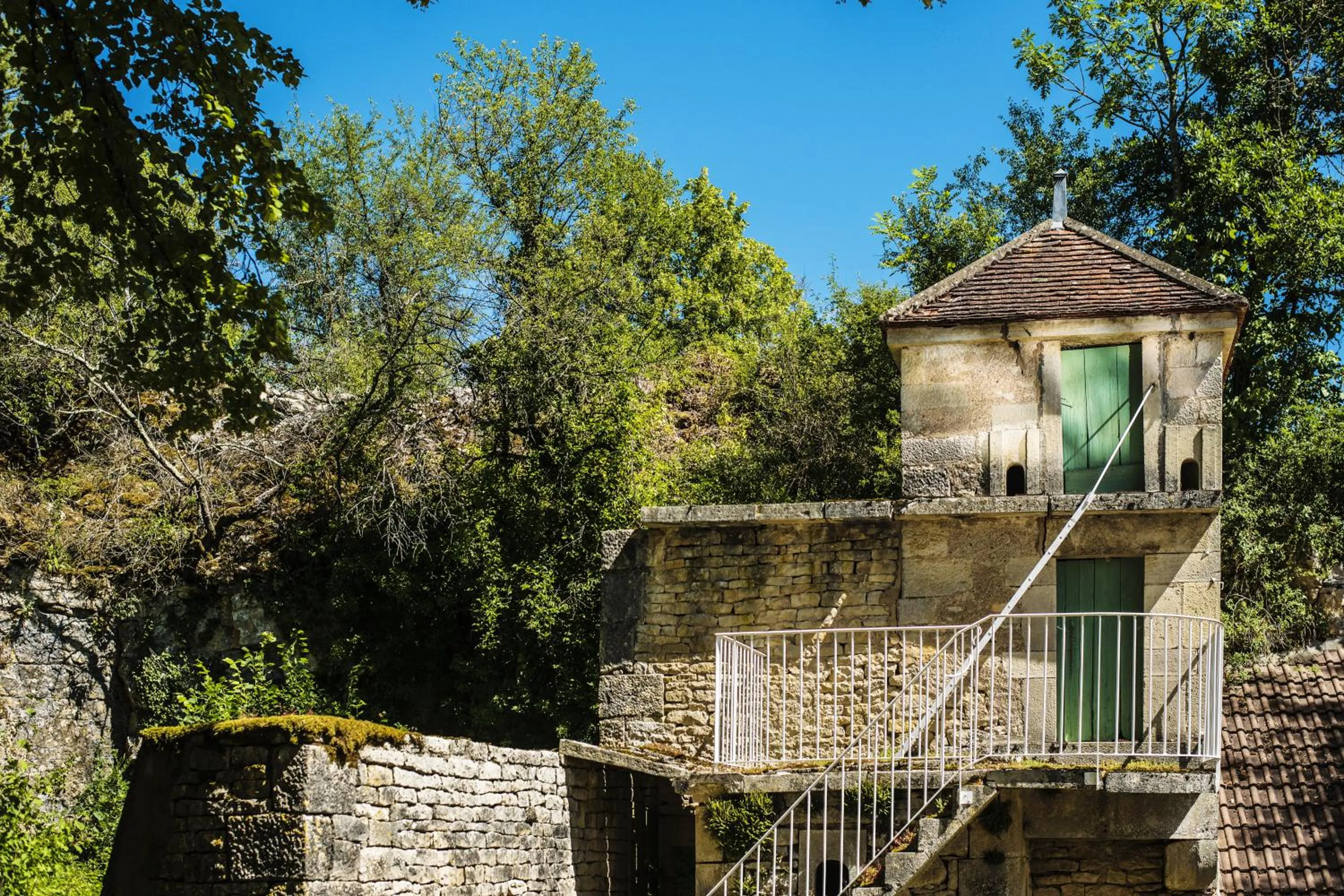 Garden in Le Domaine des Carriers - Gites