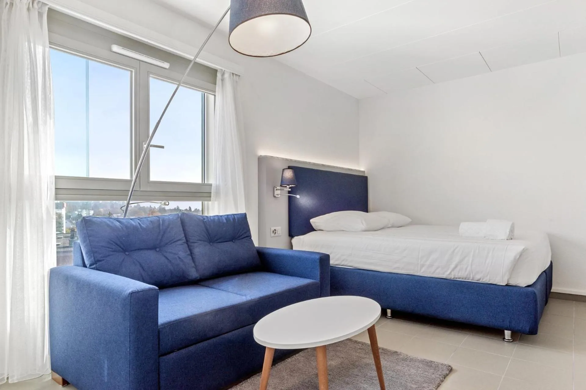 Photo of the whole room, Bed in Berne 2 - Self Check In by Homenhancement