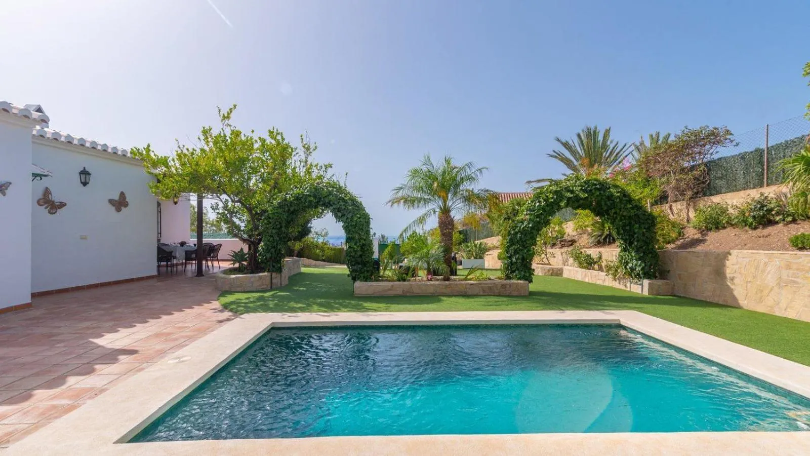 Swimming pool in Cortijo Albaricoque Frigiliana by Ruralidays