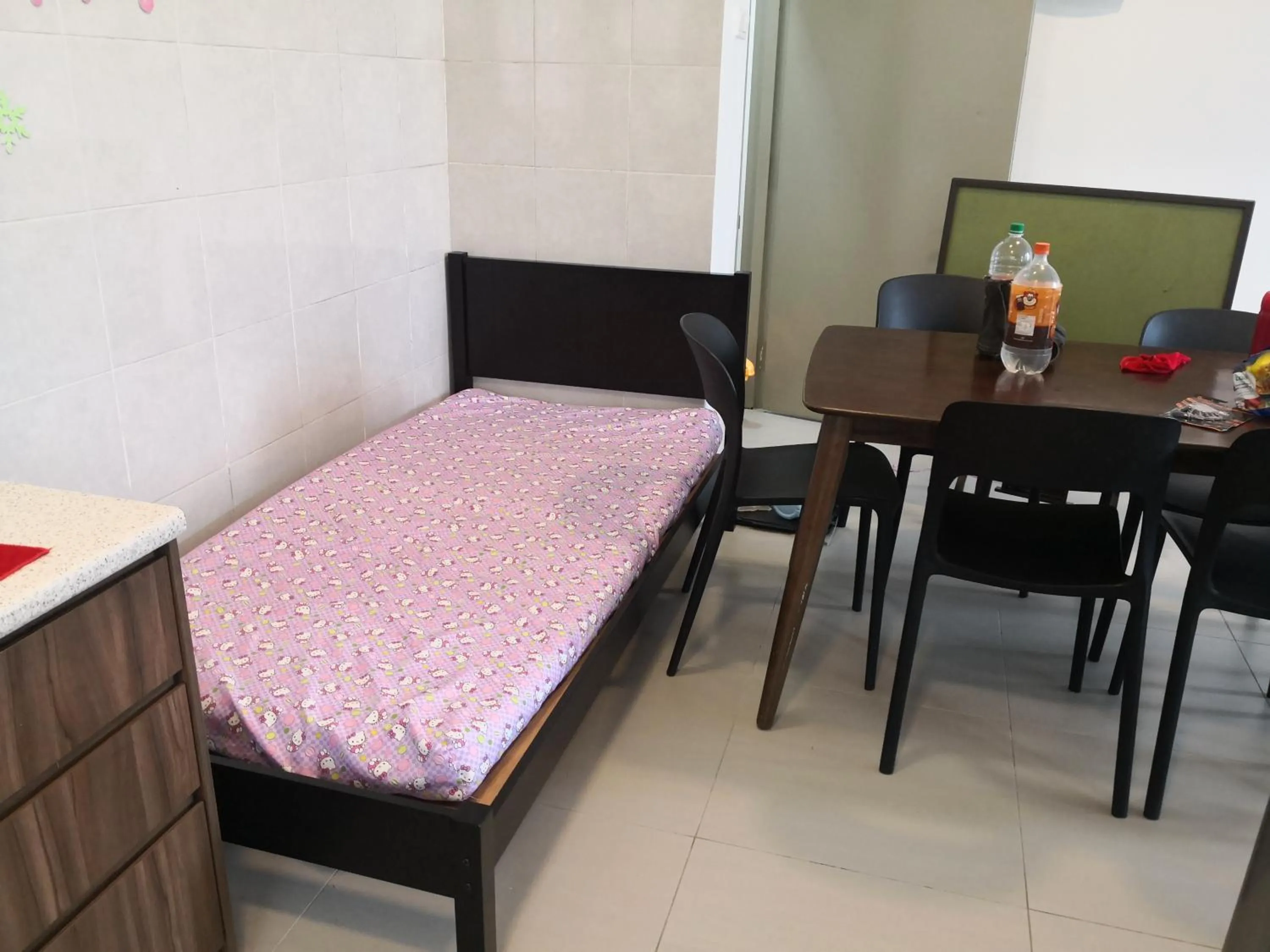 Bed in Lily Homestay Barrington Square Cameron Highlands.