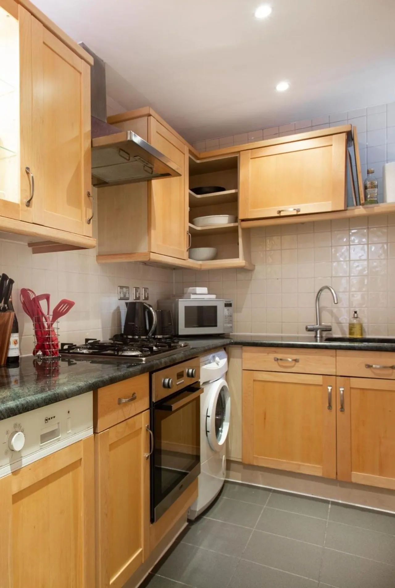 Spacious 1 bed Sloane Square